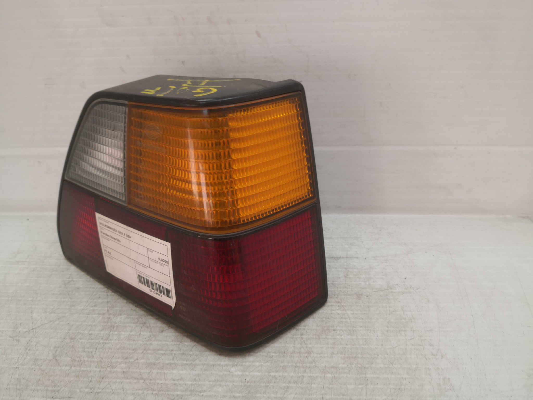 Farolim Stop Dto VOLKSWAGEN GOLF II (19E, 1G1) | 83 - 92 Imagem-1