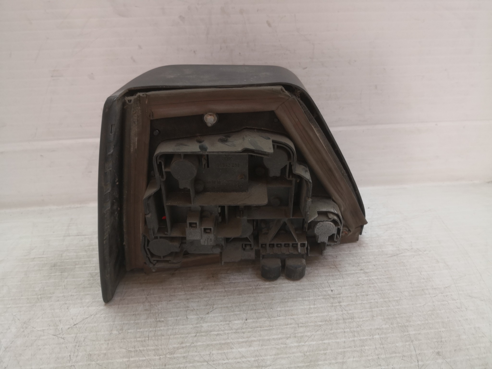 Farolim Stop Dto VOLKSWAGEN GOLF II (19E, 1G1) | 83 - 92 Imagem-3