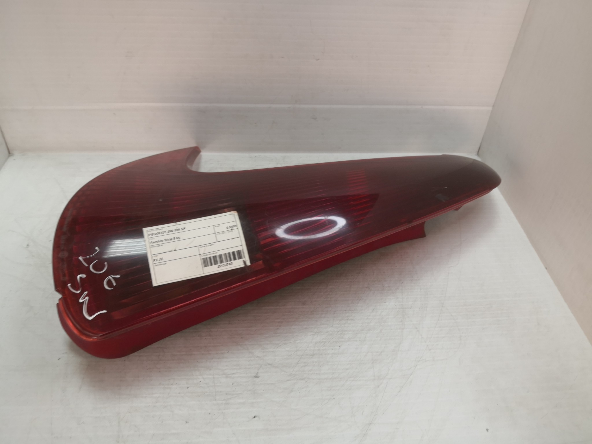 Farolim Stop Esq PEUGEOT - ID S_22742