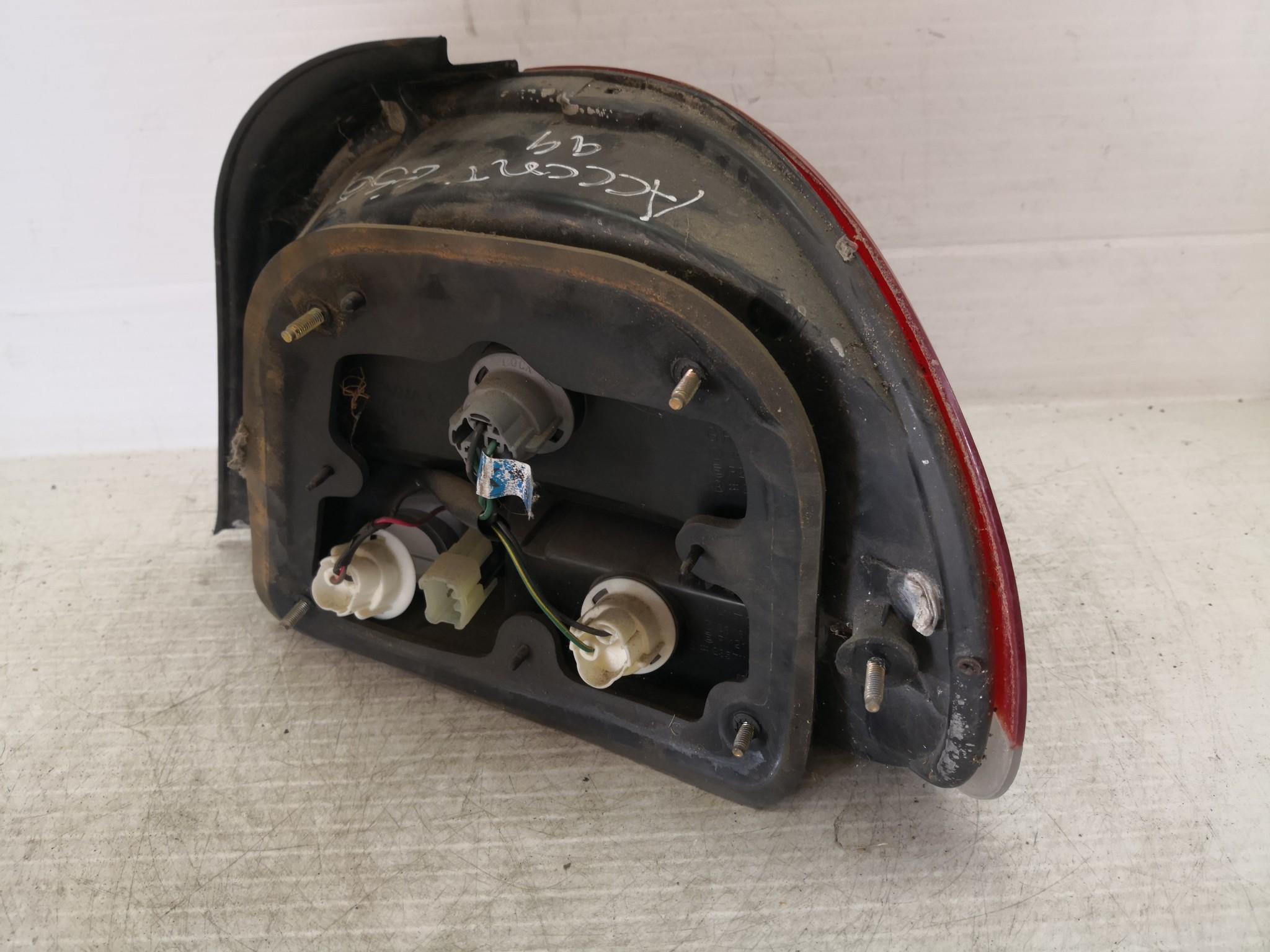 Farolim Stop Esq HYUNDAI ACCENT II três volumes (LC) | 99 - 17 Imagem-3