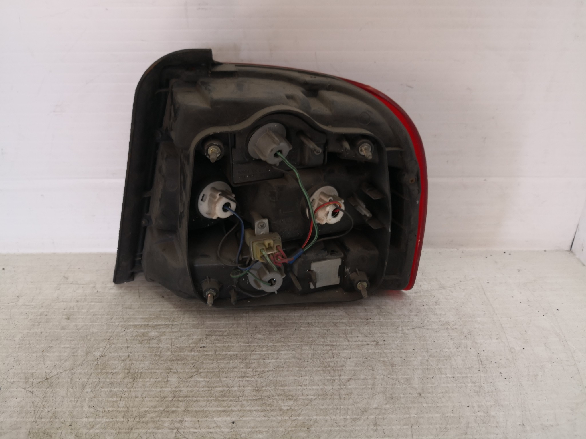 Farolim Stop Esq HYUNDAI ELANTRA I (J-1) | 90 - 95 Imagem-3