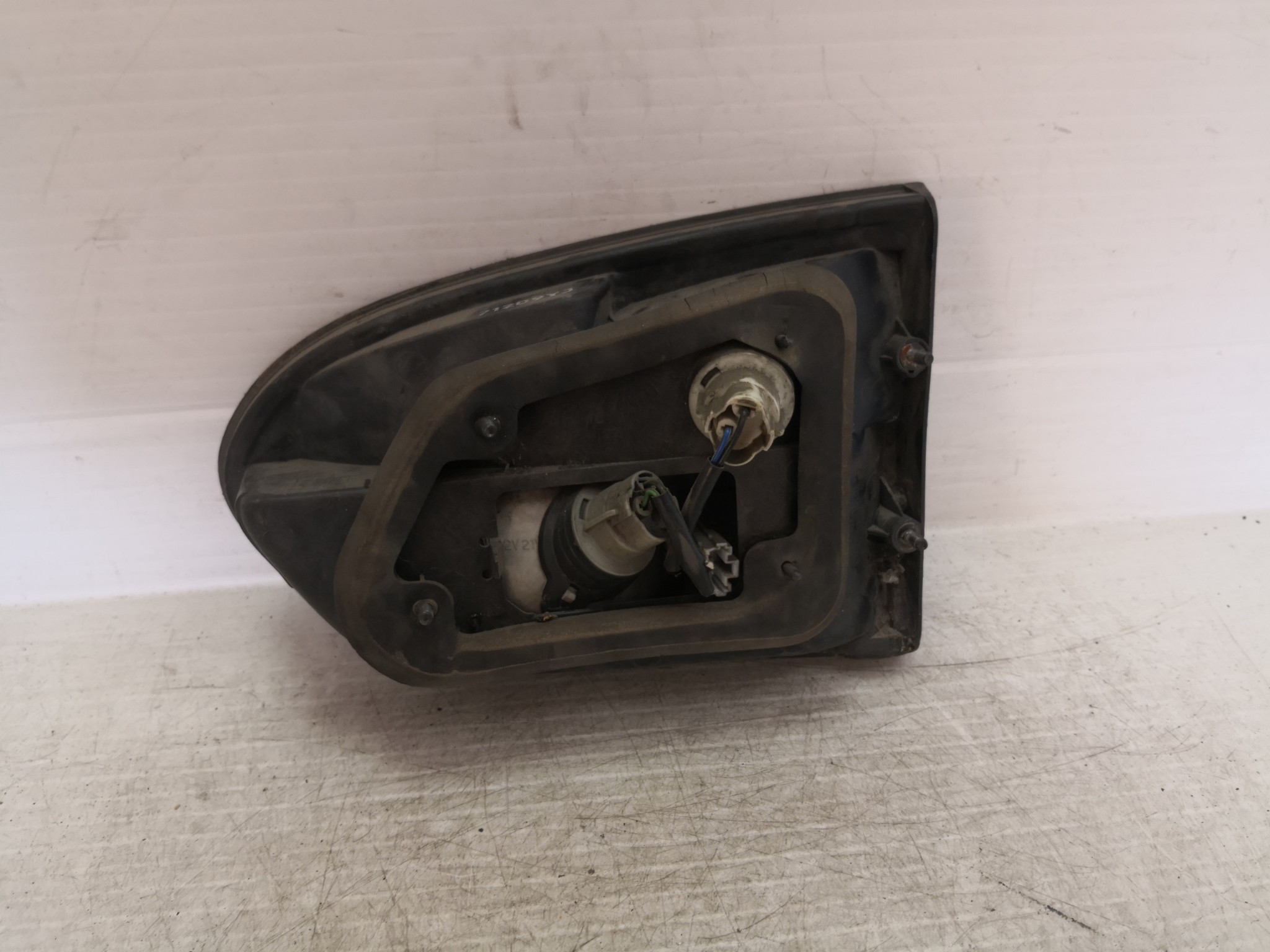 Farolim Stop Esq HYUNDAI H-1 / STAREX Veículo multiuso (A1) | 97 -  Imagem-3