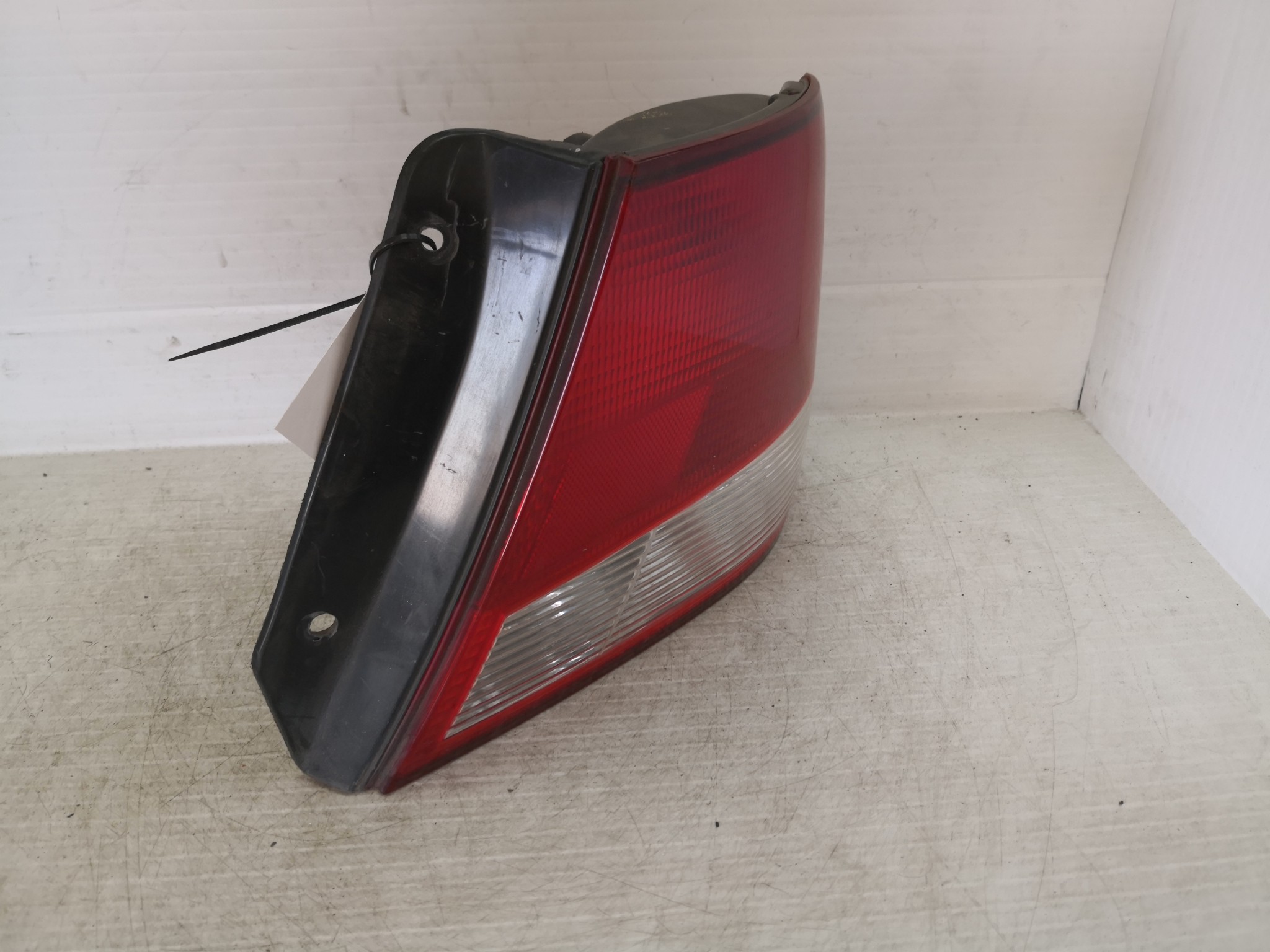 Farolim Stop Dto HYUNDAI ACCENT II (LC) | 99 - 06 Imagem-1