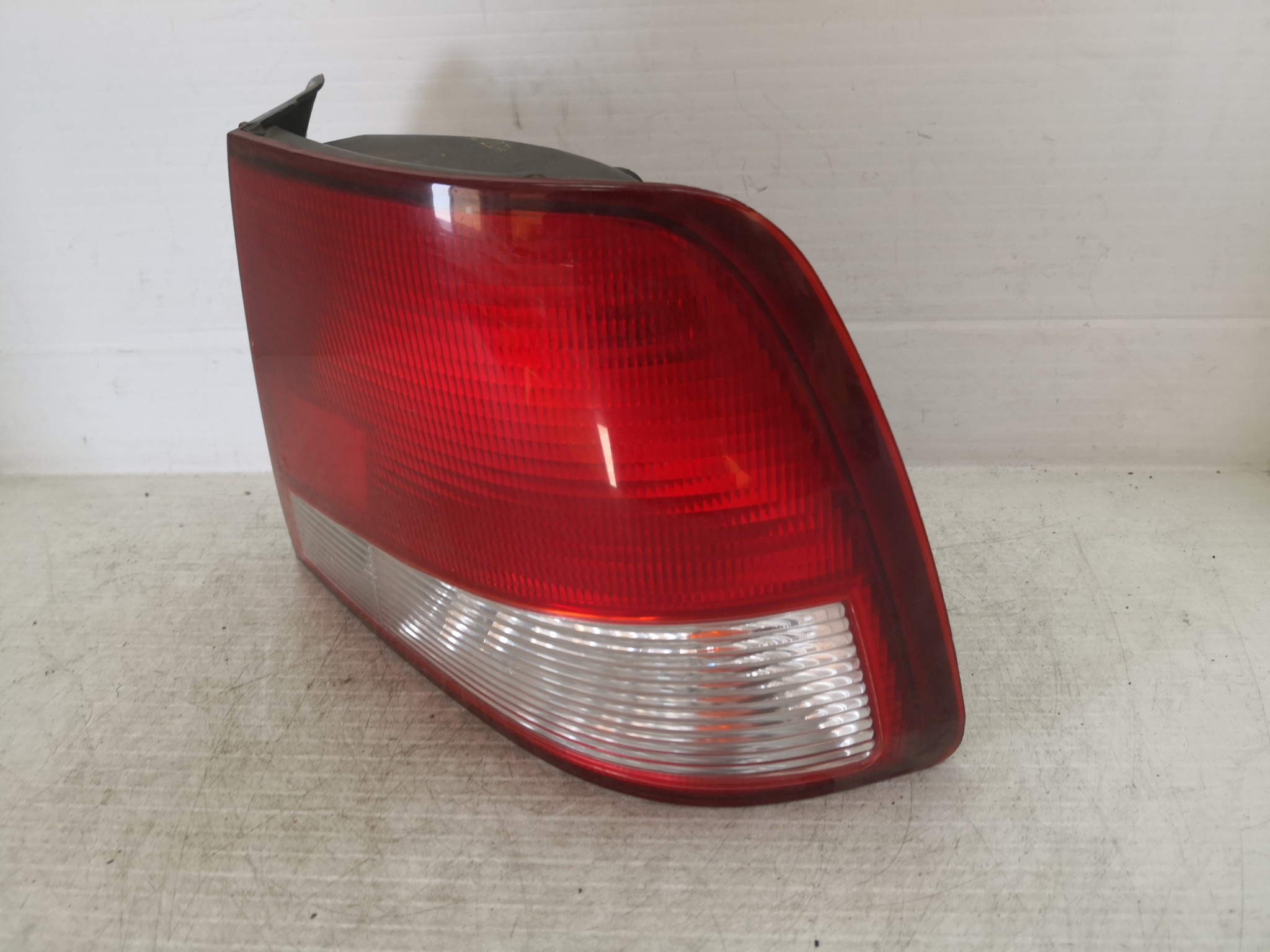 Farolim Stop Dto HYUNDAI ACCENT II (LC) | 99 - 06 Imagem-2