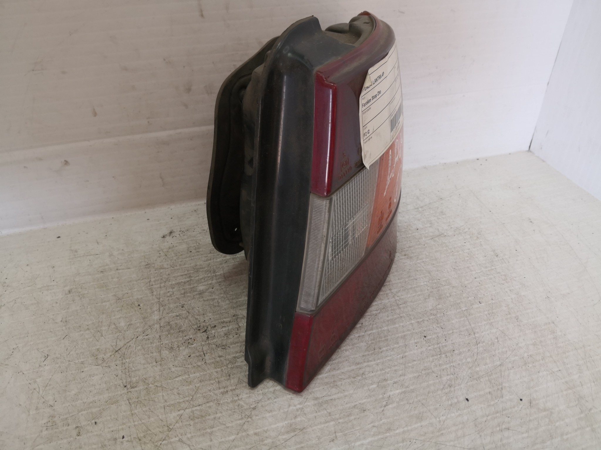 Farolim Stop Dto HYUNDAI ELANTRA I (J-1) | 90 - 95 Imagem-1