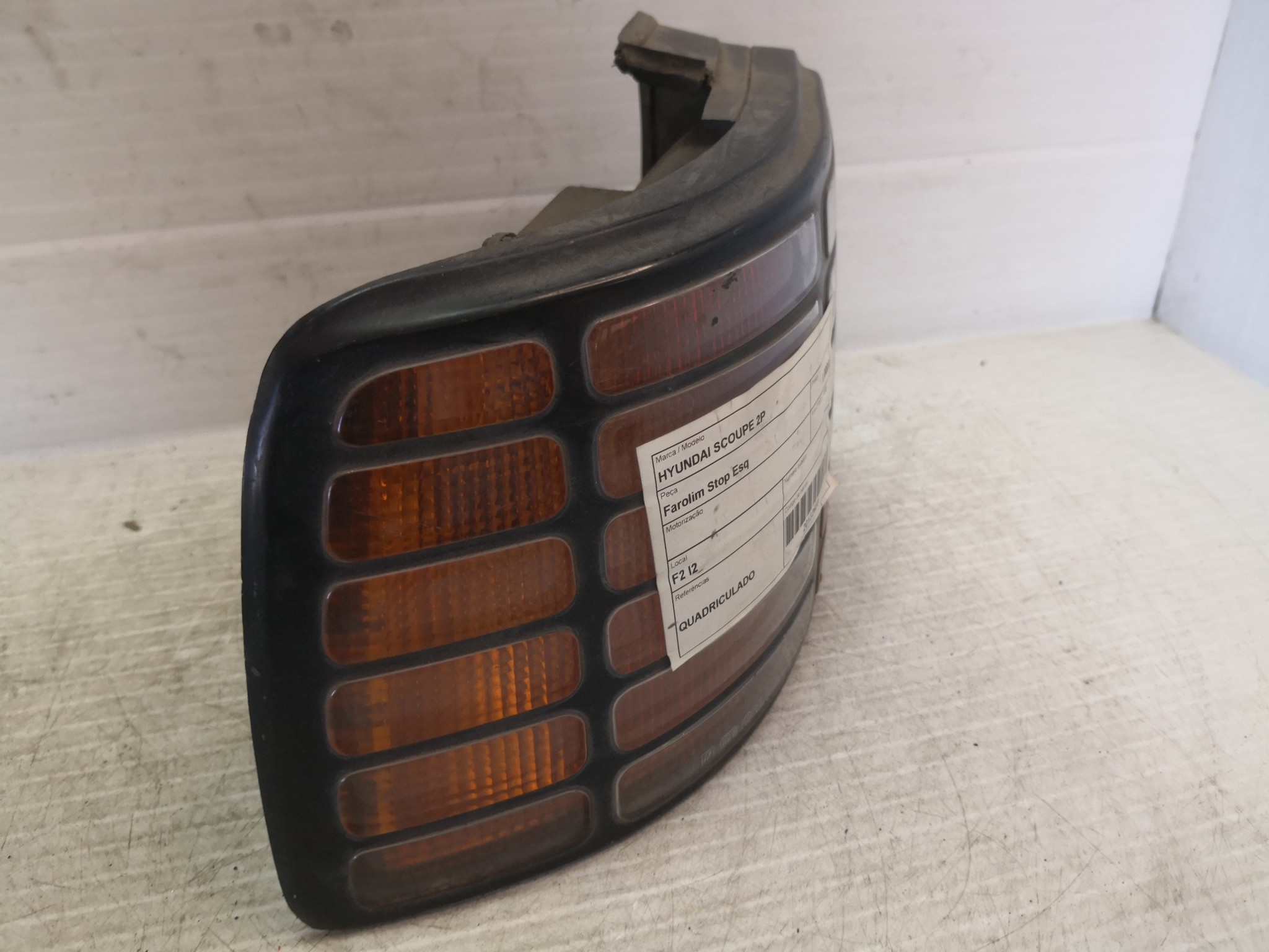 Farolim Stop Esq HYUNDAI S COUPE (SLC) | 90 - 96 Imagem-1