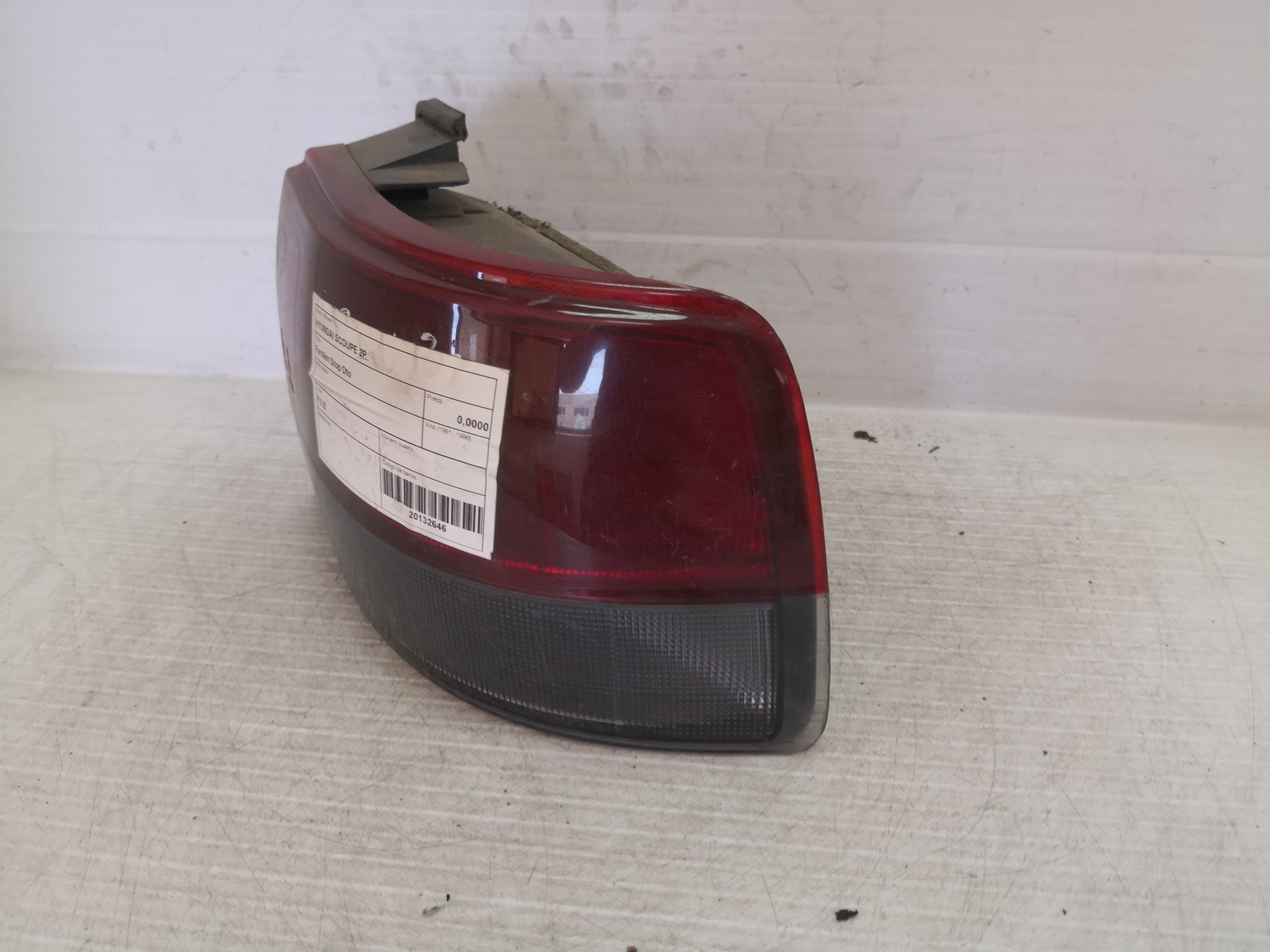 Farolim Stop Dto HYUNDAI S COUPE (SLC) | 90 - 96 Imagem-1