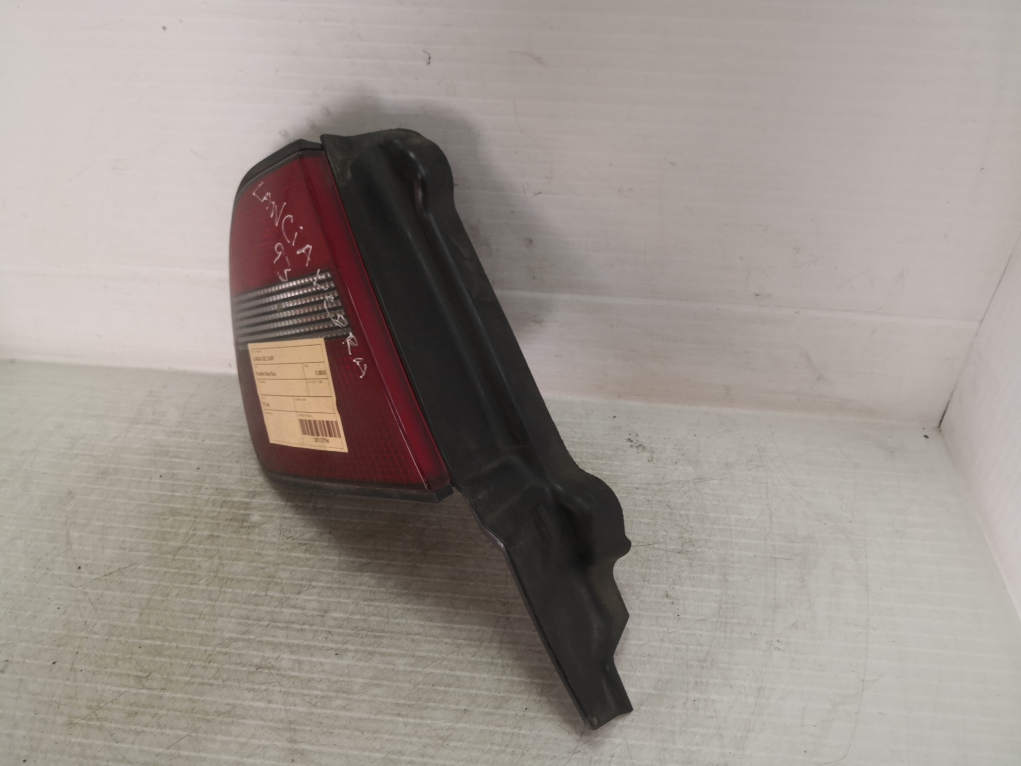 Farolim Stop Esq LANCIA DELTA II (836_) | 93 - 99 Imagem-1