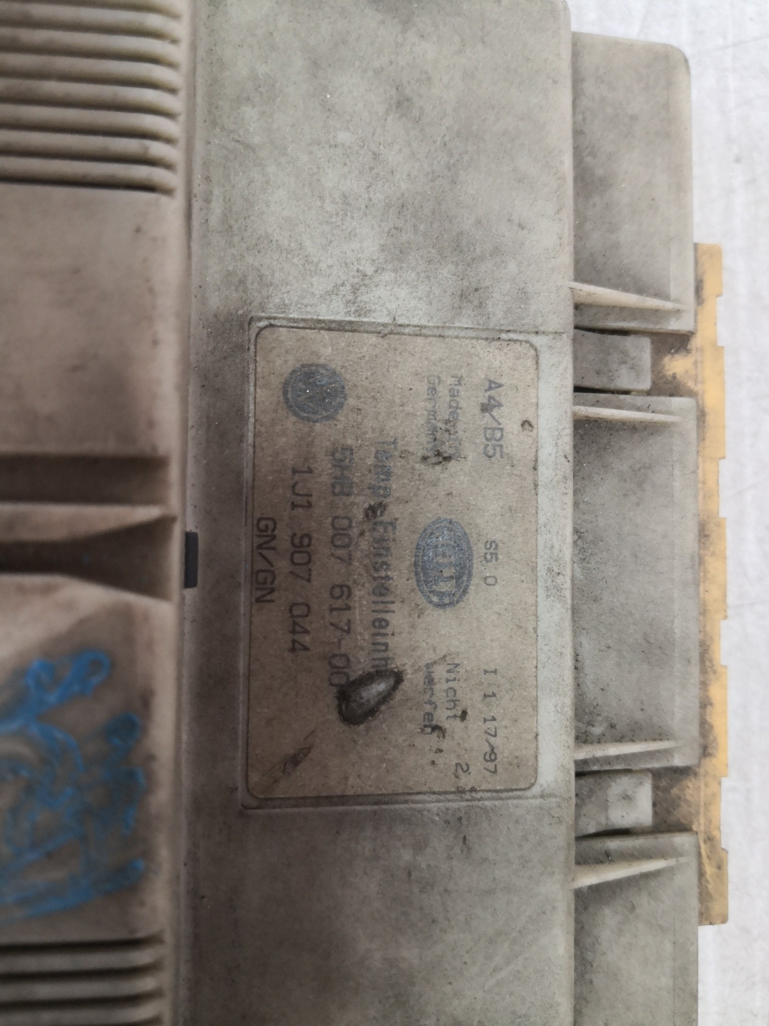 Climatronic VOLKSWAGEN PASSAT (3B3) | 00 - 05 Imagem-1