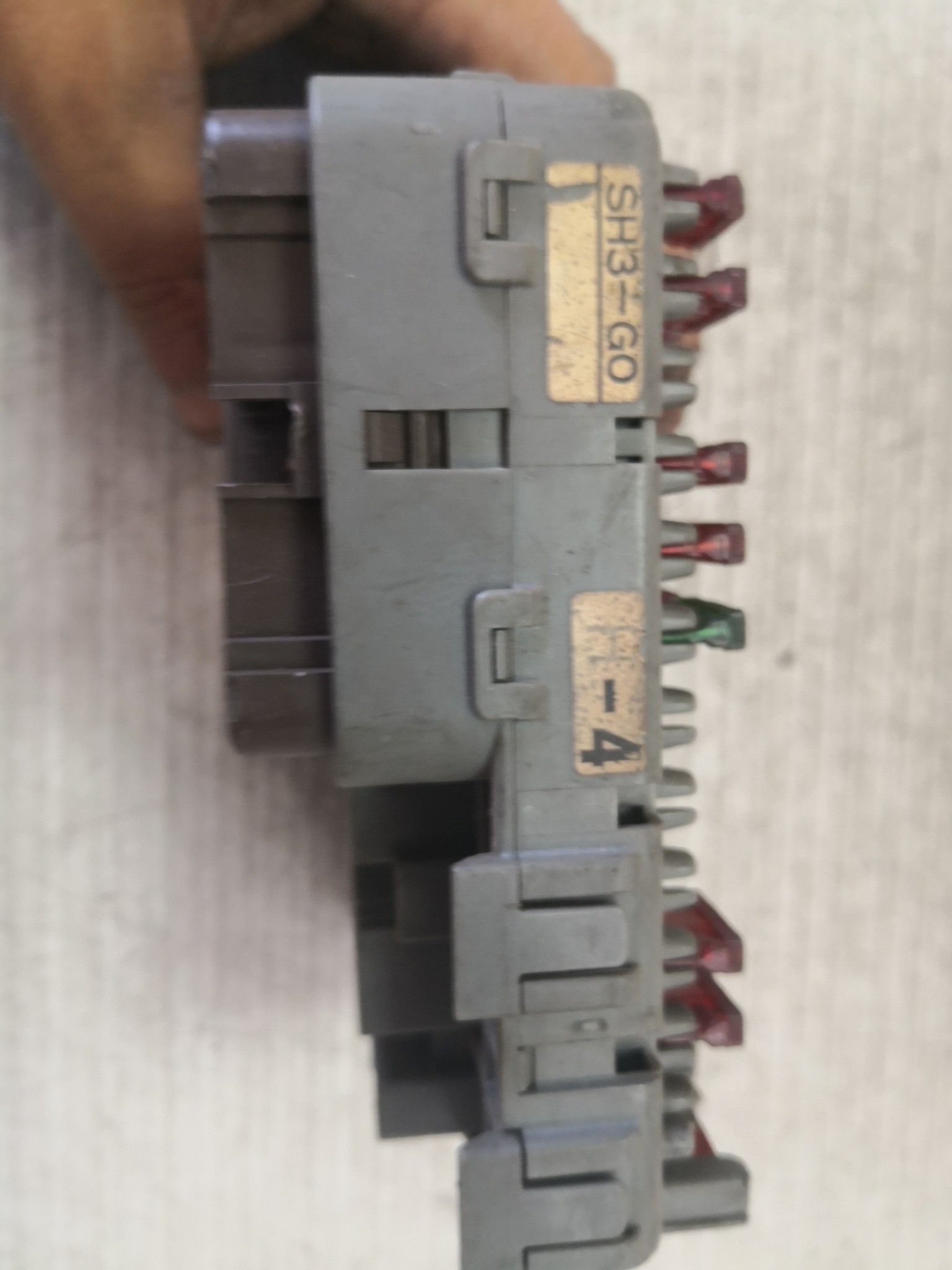 Caixa dos Fusíveis HONDA CIVIC II Shuttle (EE) | 88 - 95 Imagem-3