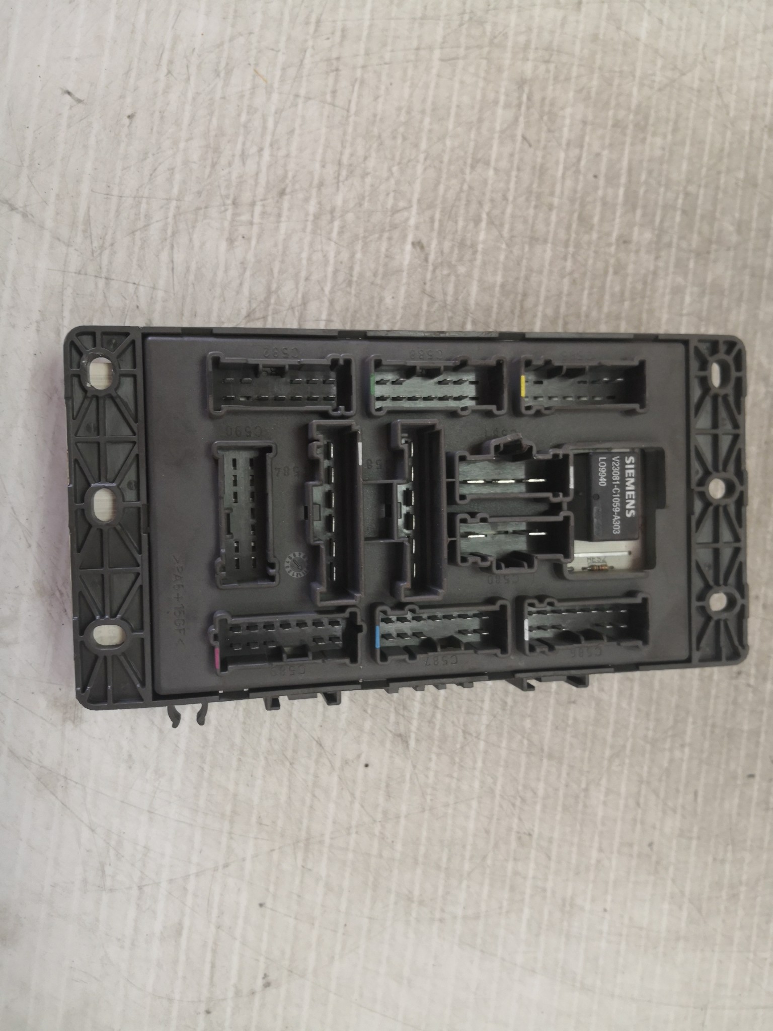 Caixa dos Fusíveis ROVER 75 (RJ) | 99 - 05 Imagem-1