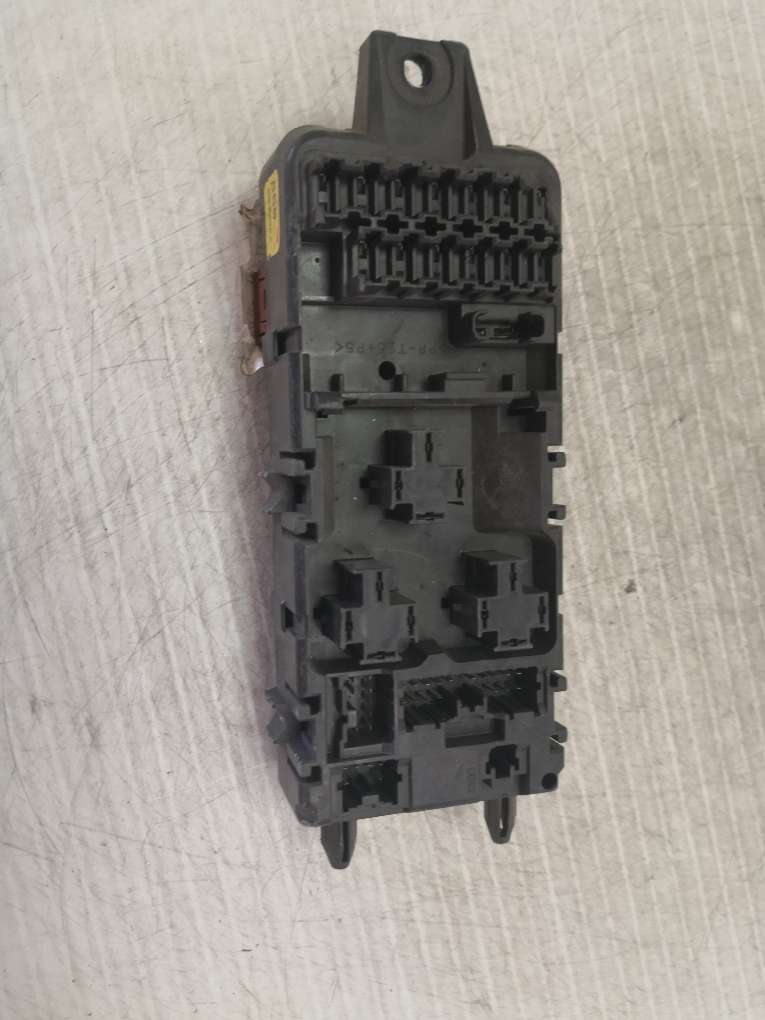 Caixa dos Fusíveis MITSUBISHI CARISMA (DA_) | 95 - 06 Imagem-1