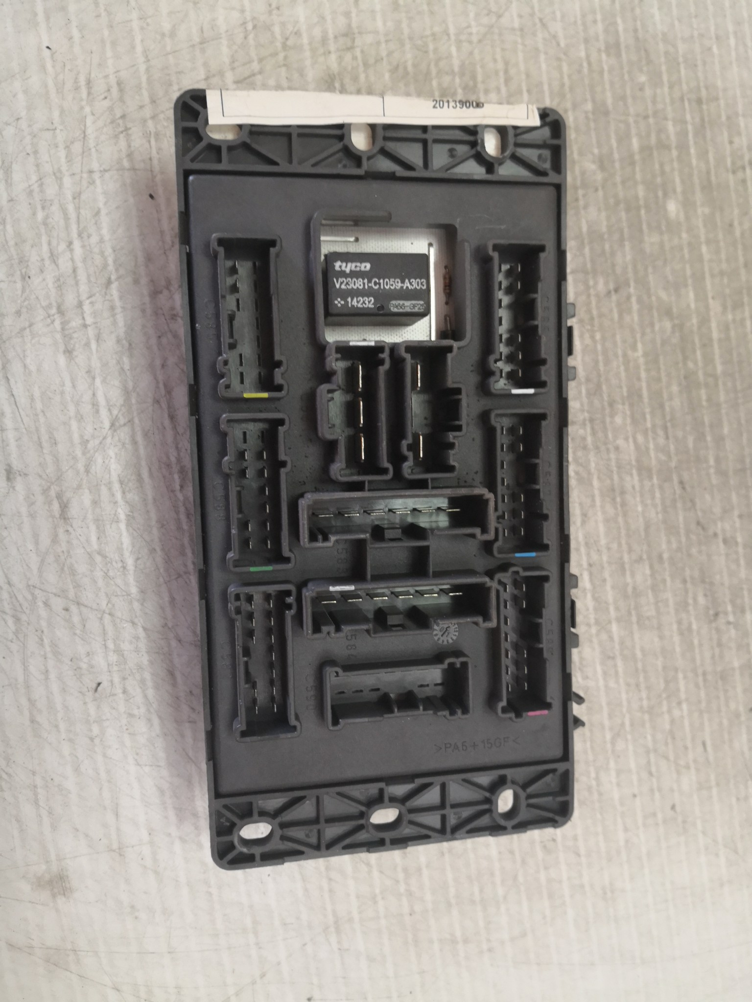 Caixa dos Fusíveis ROVER 75 (RJ) | 99 - 05 Imagem-1