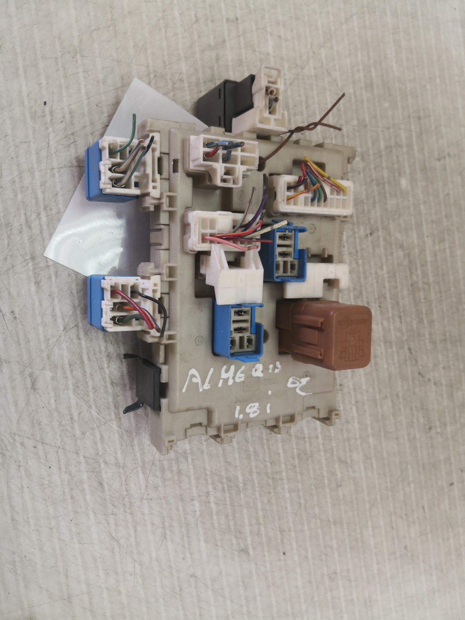 Caixa dos Fusíveis NISSAN ALMERA II (N16) | 00 -  Imagem-2