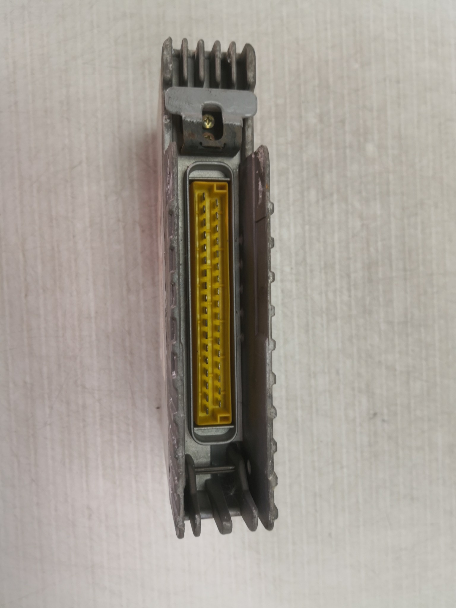 Centralina de ABS VOLVO 440 K (445) | 88 - 96 Imagem-1