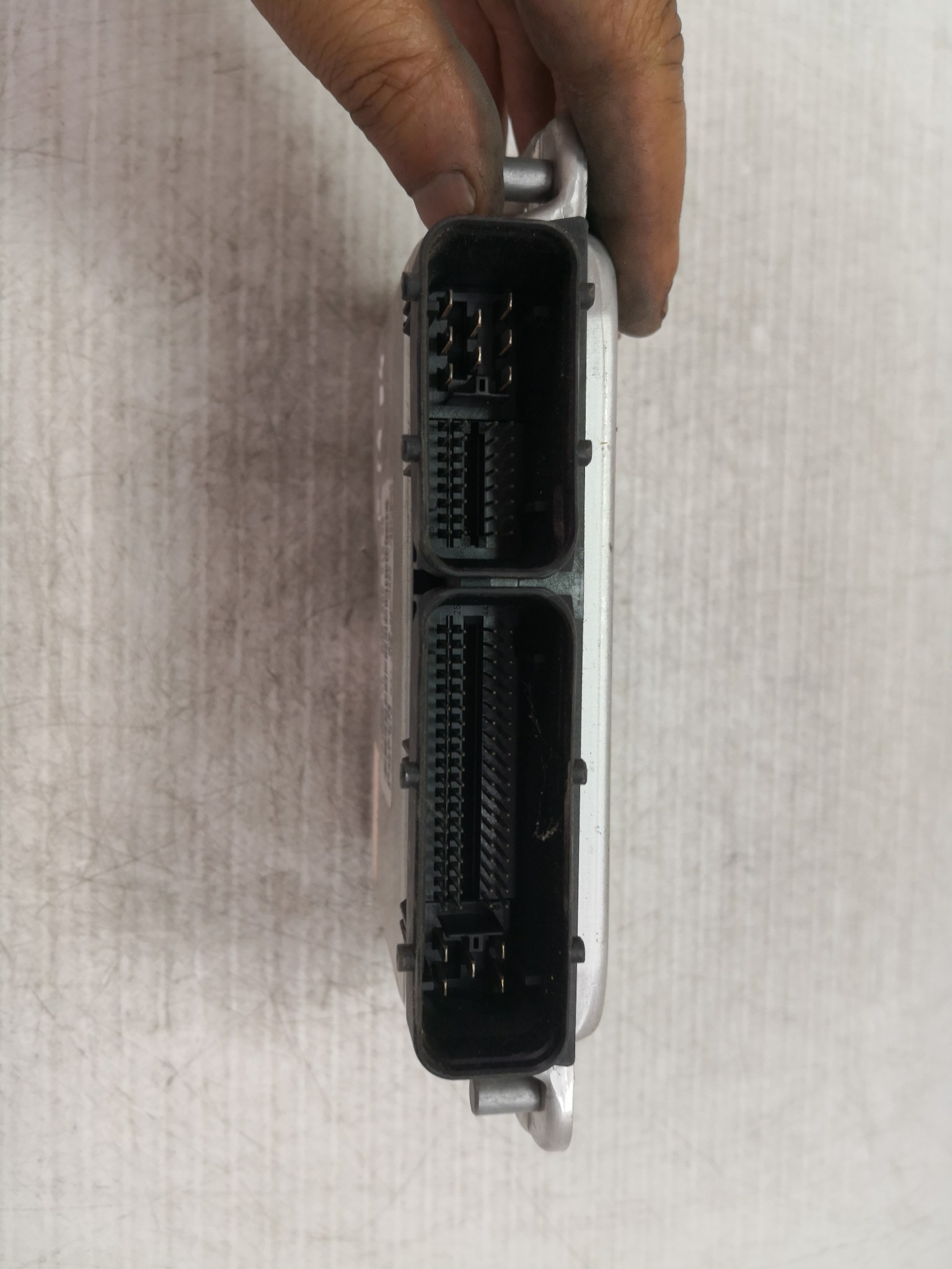 Centralina do Motor VOLKSWAGEN PASSAT (3B3) | 00 - 05 Imagem-1