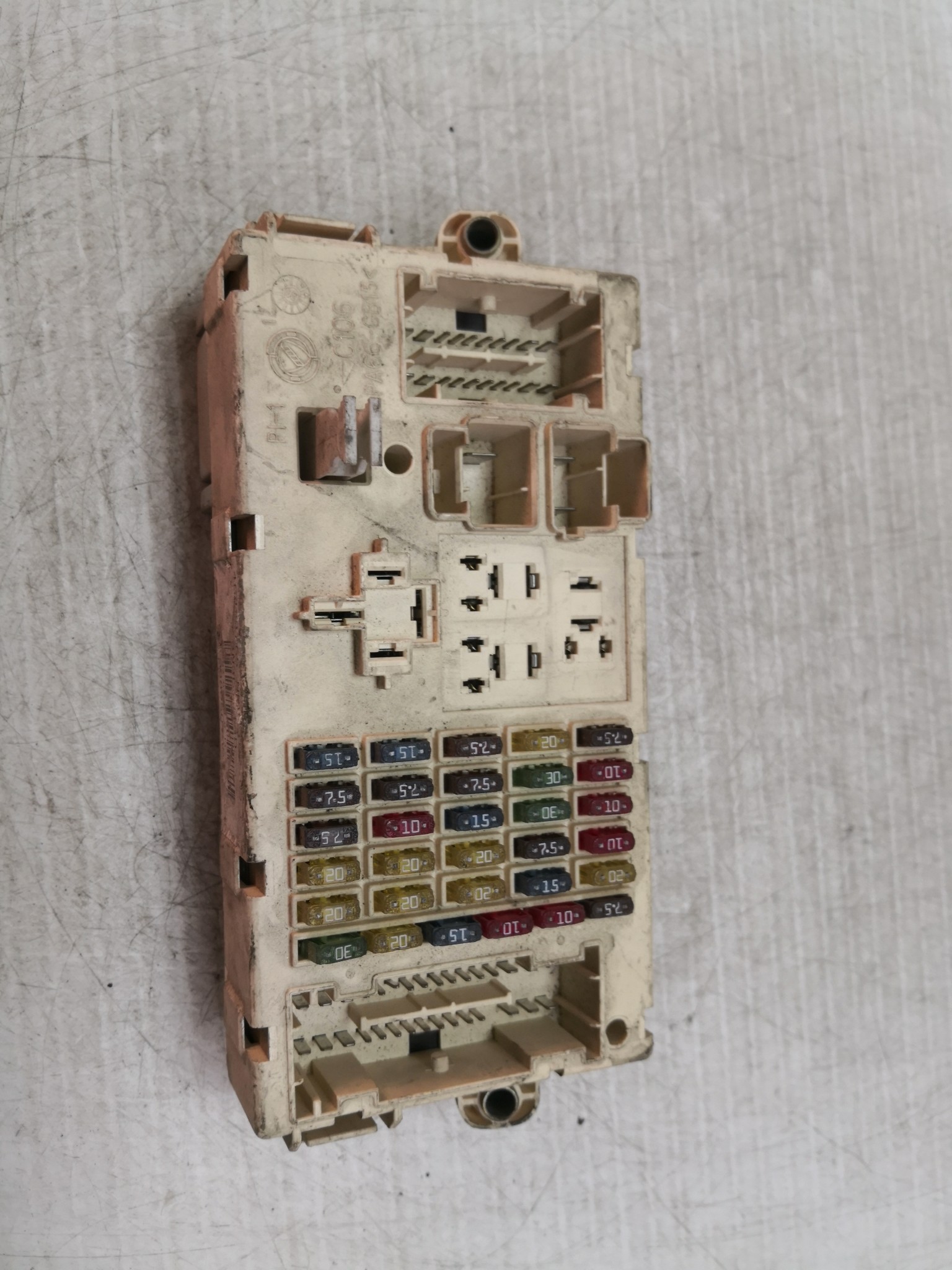 Caixa dos Fusíveis FIAT STILO (192_) | 01 - 10 Imagem-1