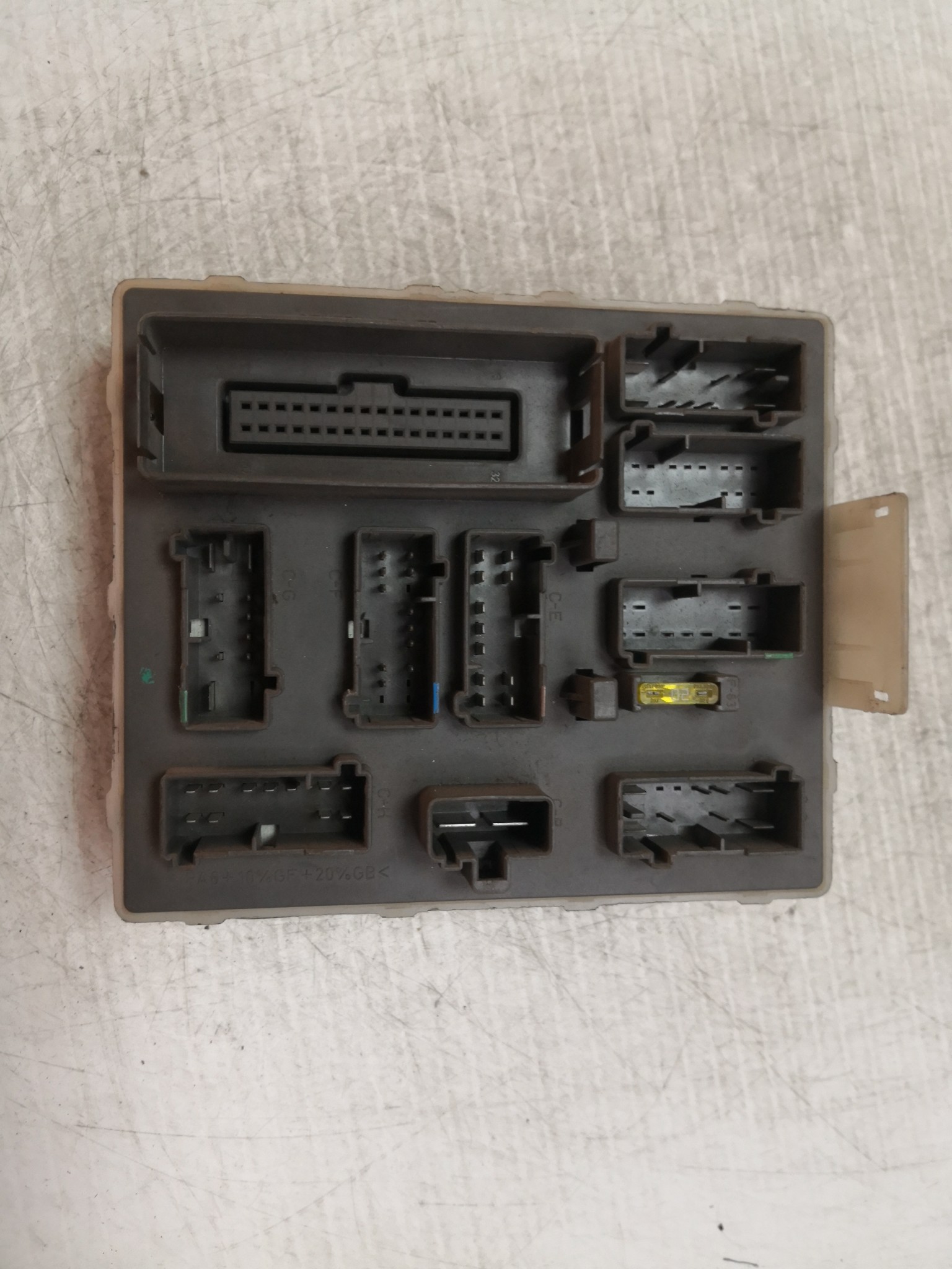 Caixa dos Fusíveis FORD FOCUS três volumes (DFW) | 99 - 09 Imagem-1