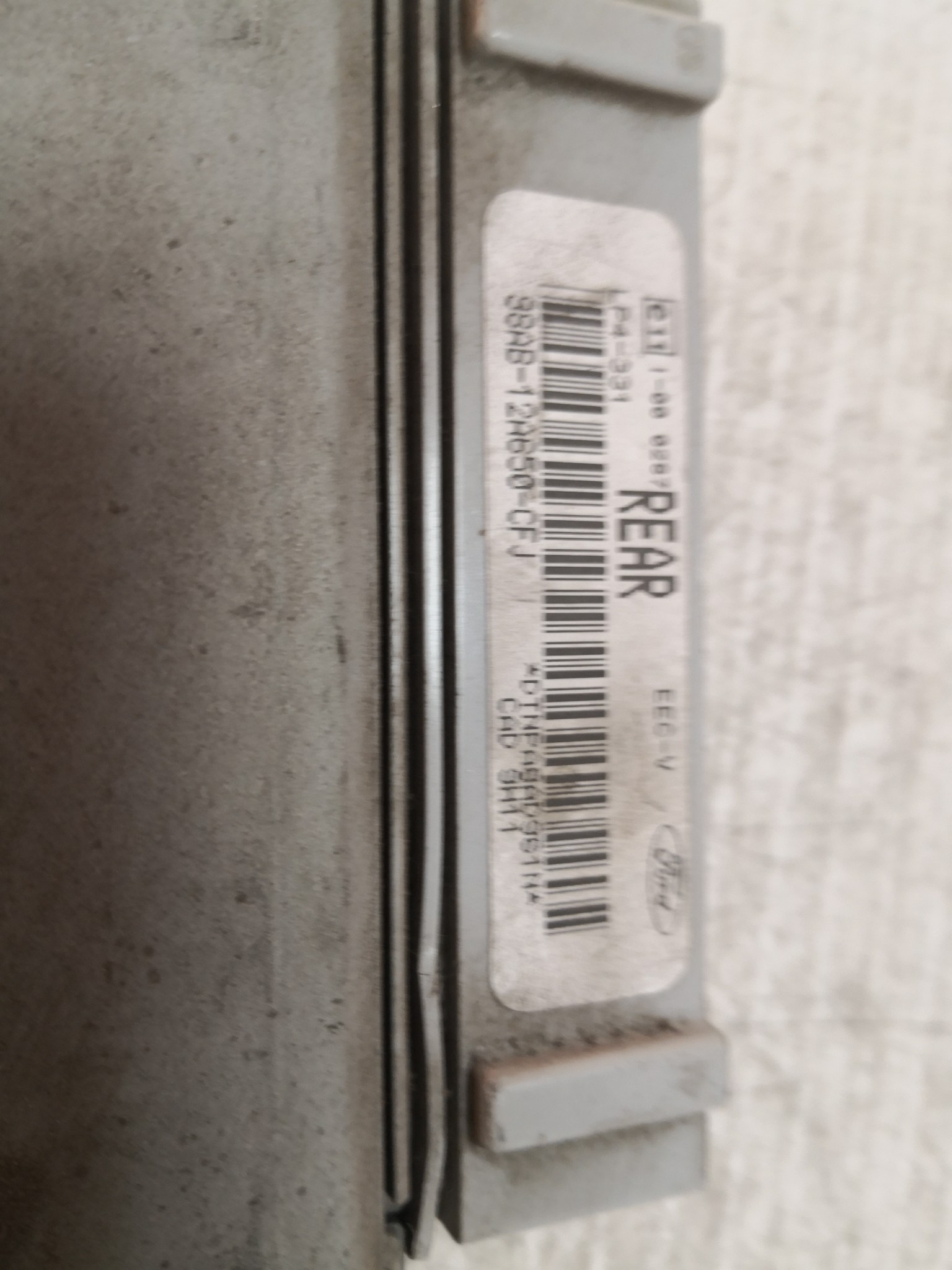 Centralina do Motor FORD FOCUS três volumes (DFW) | 99 - 09 Imagem-1