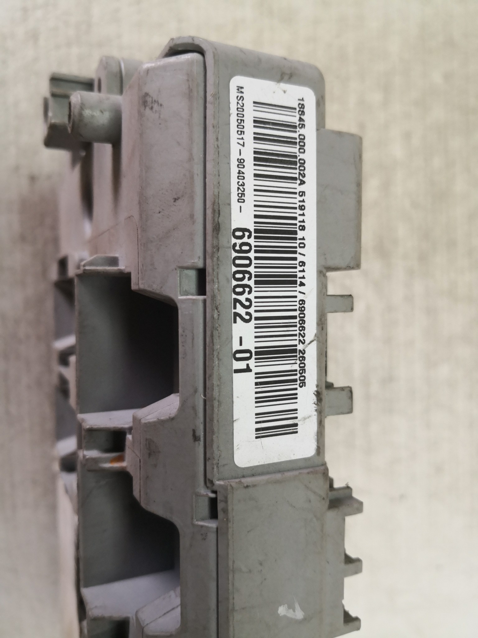 Caixa dos Fusíveis BMW 3 (E90) | 04 - 12 Imagem-3