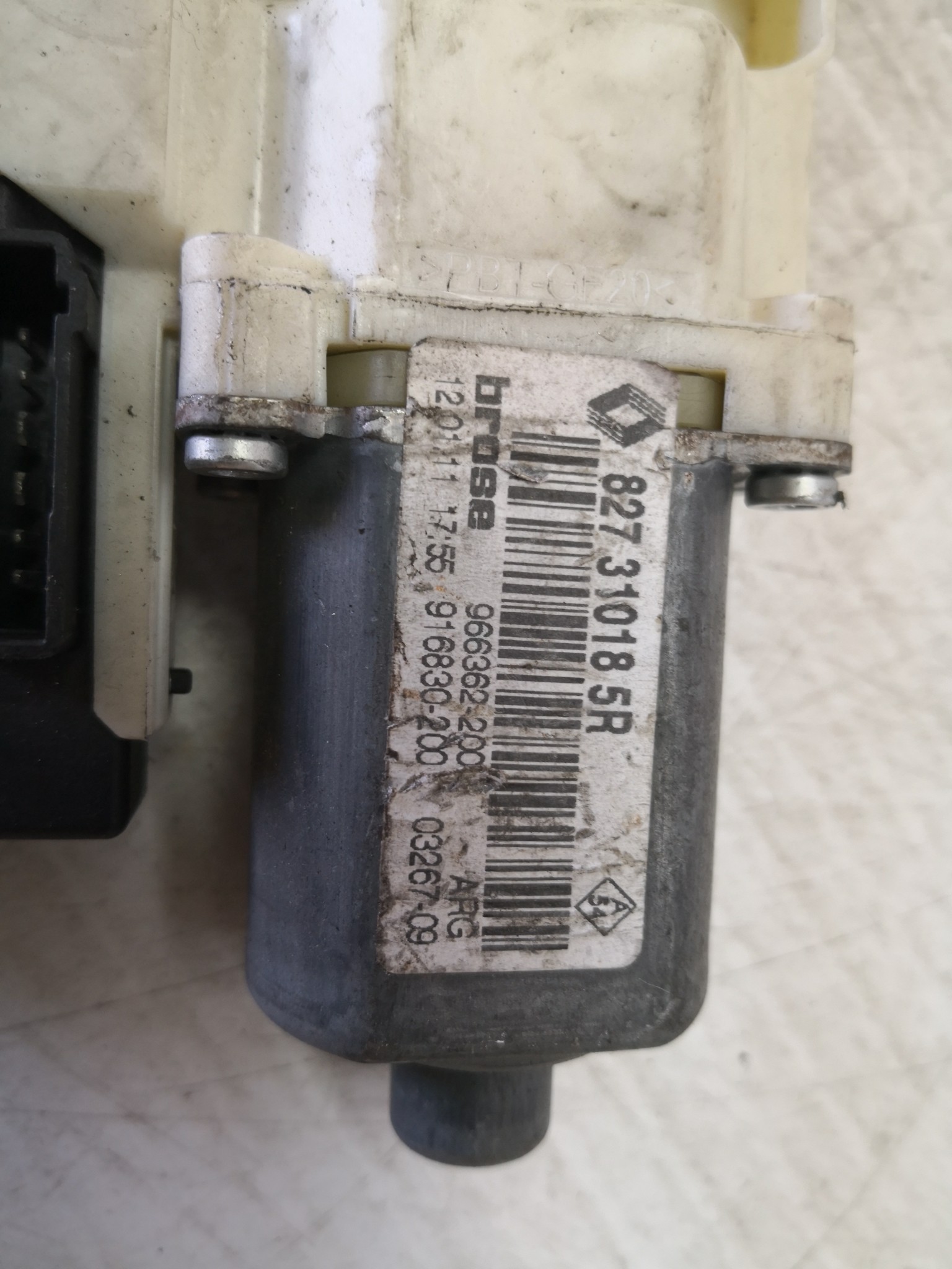 Motor elevador trás esq. RENAULT MEGANE III Hatchback (BZ0/1_) | 08 -  Imagem-1