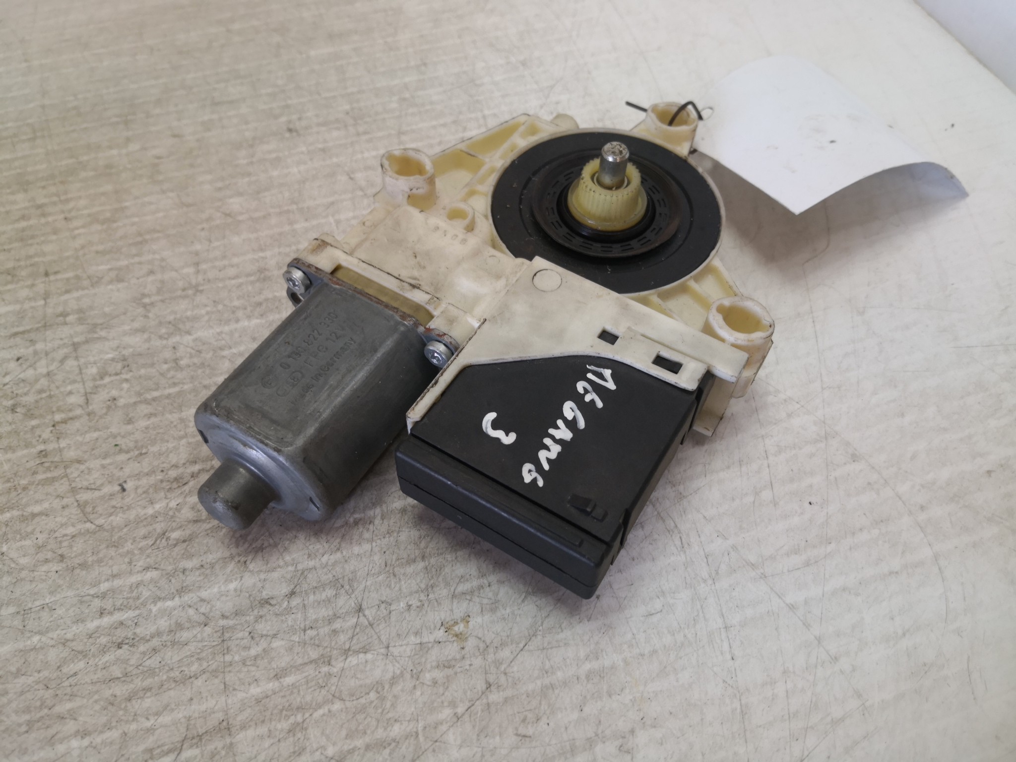 Motor elevador trás esq. RENAULT MEGANE III Hatchback (BZ0/1_) | 08 -  Imagem-4