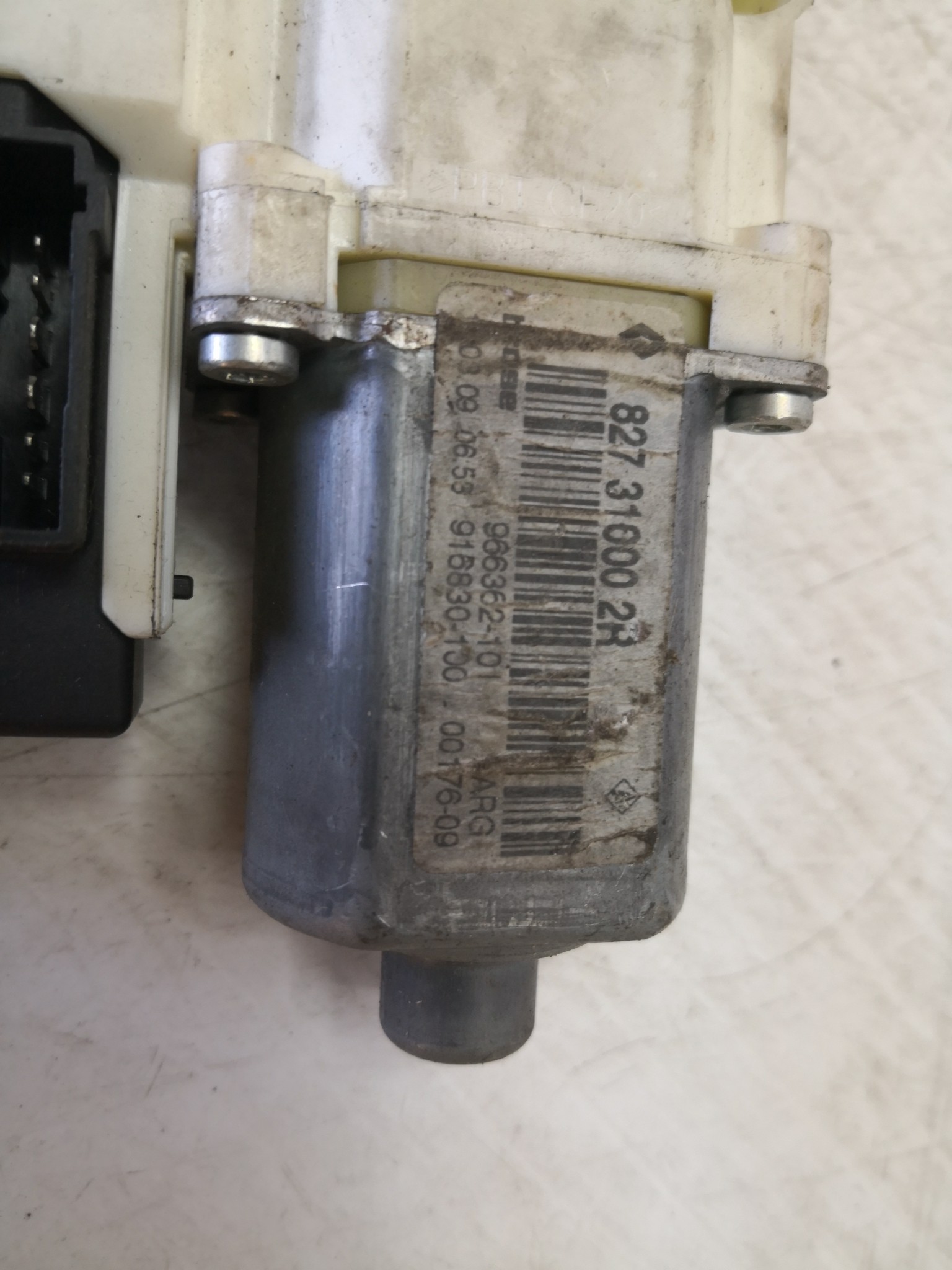 Motor elevador trás esq. RENAULT MEGANE III Hatchback (BZ0/1_) | 08 -  Imagem-2