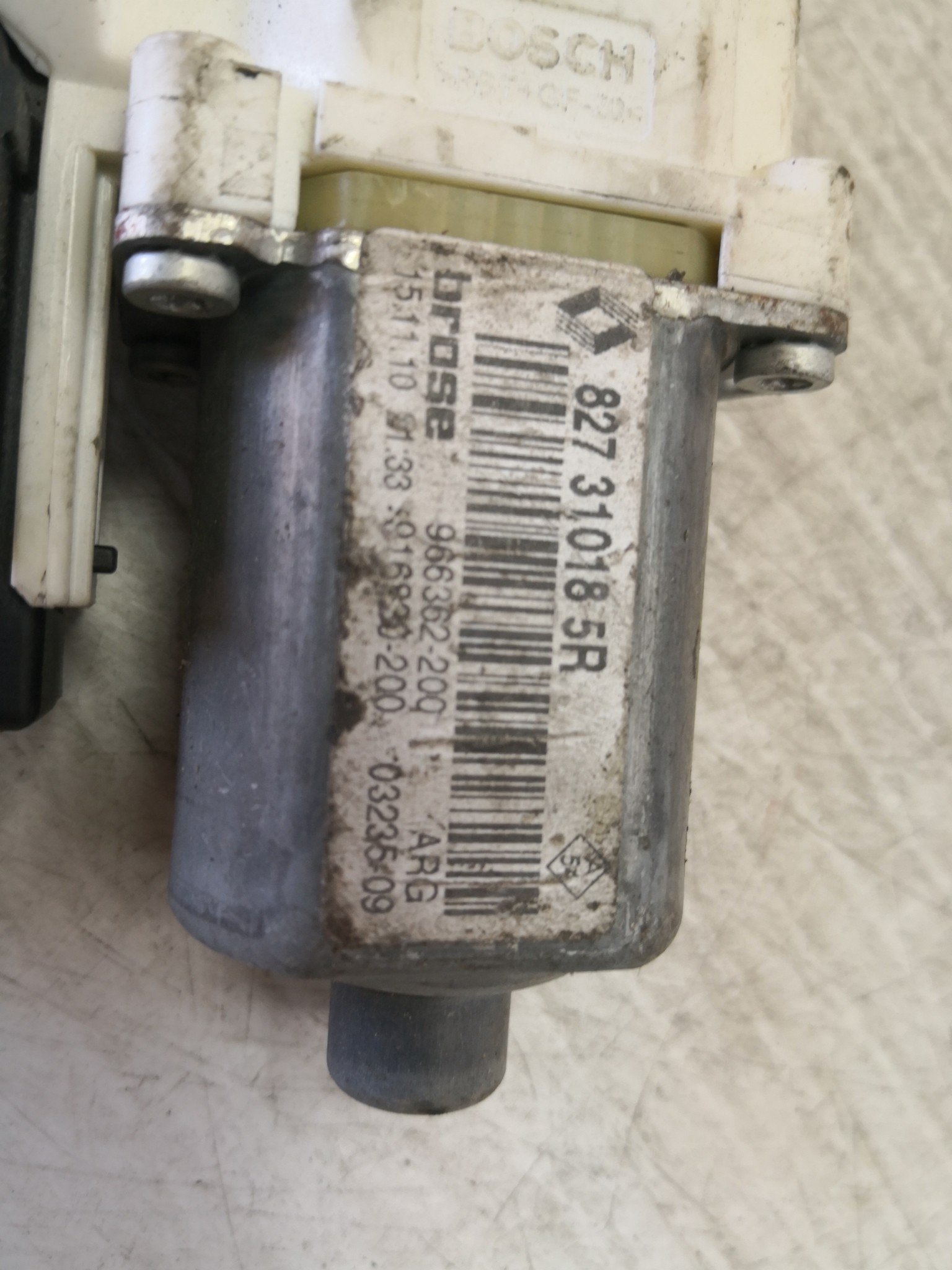 Motor elevador trás esq. RENAULT MEGANE III Hatchback (BZ0/1_) | 08 -  Imagem-1