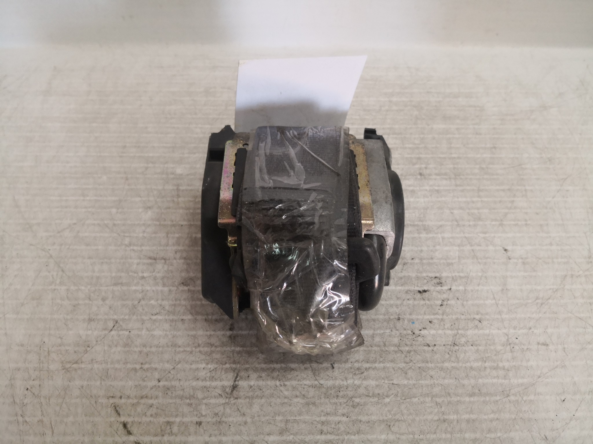 Cinto Trás Esq AUDI A4 (8D2, B5) | 94 - 01 Imagem-1