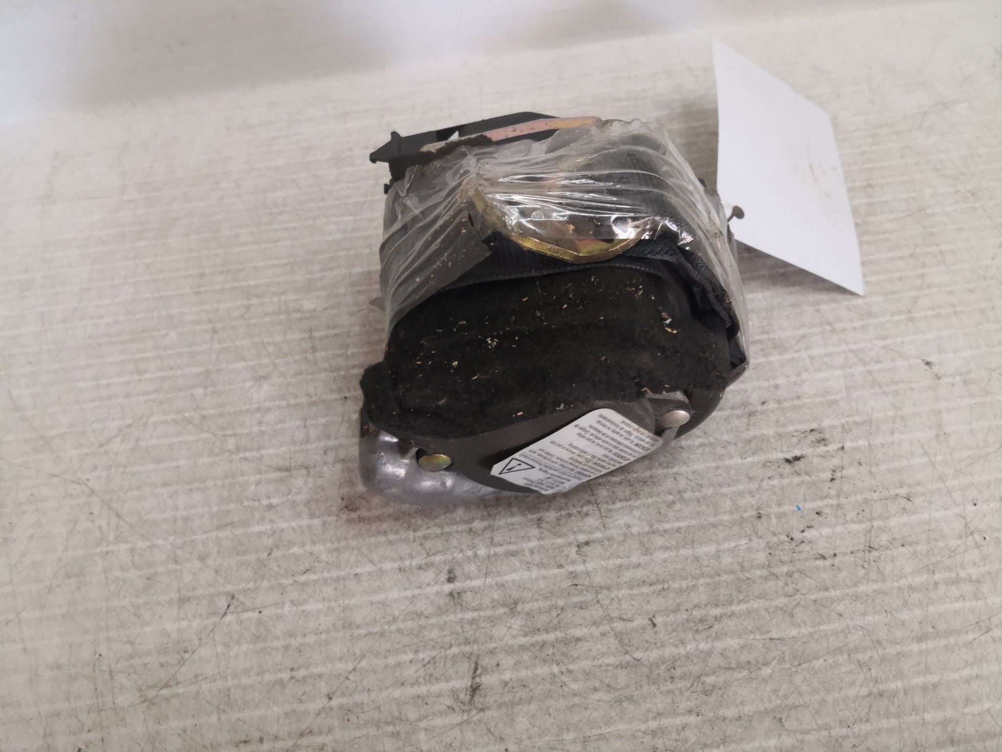 Cinto Trás Esq AUDI A4 (8D2, B5) | 94 - 01 Imagem-1