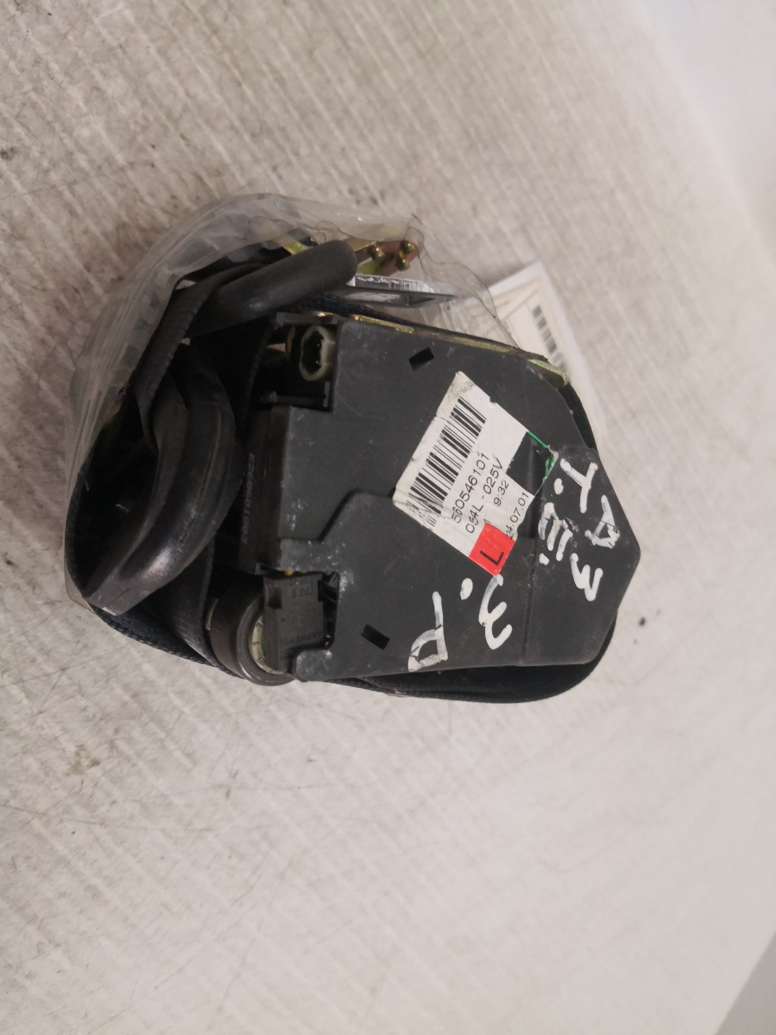 Cinto Trás Esq AUDI A3 (8L1) | 96 - 06 Imagem-1