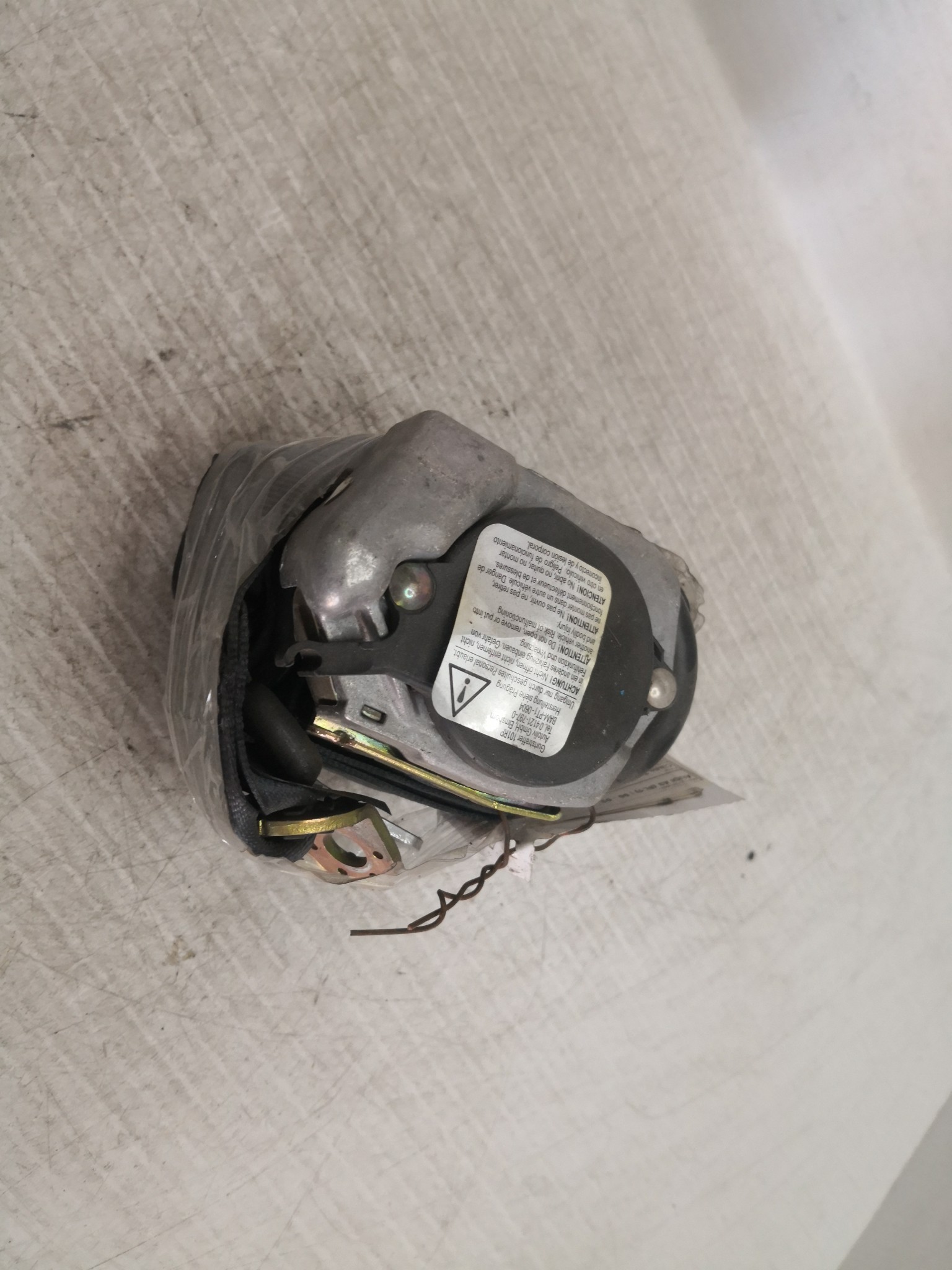 Cinto Trás Esq AUDI A3 (8L1) | 96 - 06 Imagem-2