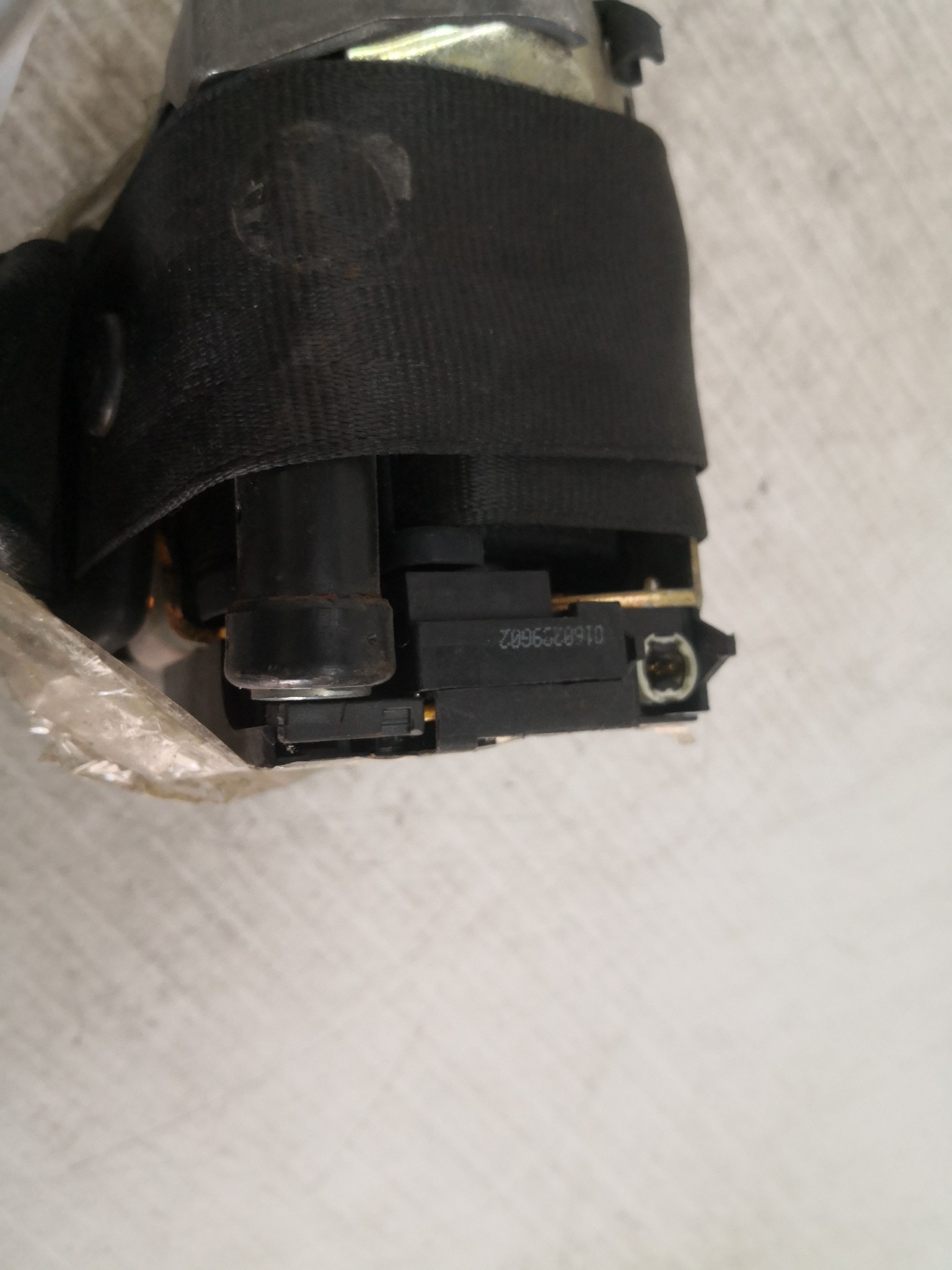 Cinto Trás Esq AUDI A4 (8D2, B5) | 94 - 01 Imagem-3