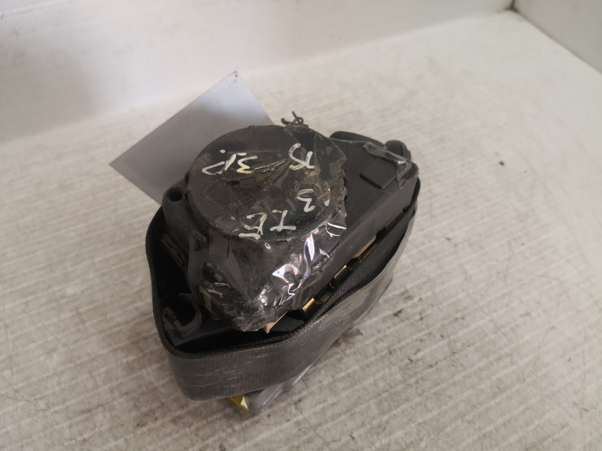 Cinto Trás Esq AUDI - ID S_53690