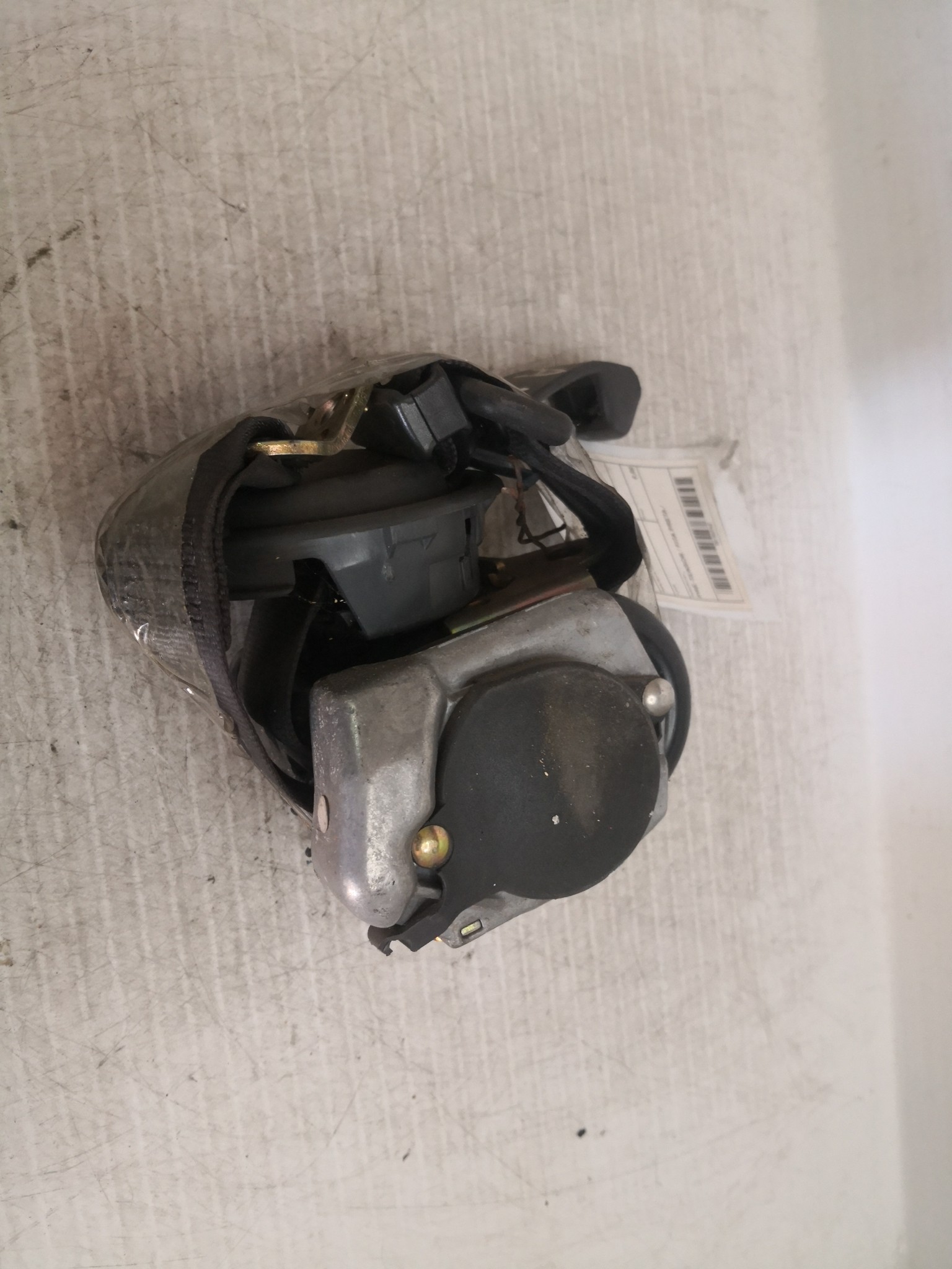 Cinto Trás Esq AUDI A4 (8D2, B5) | 94 - 01 Imagem-1