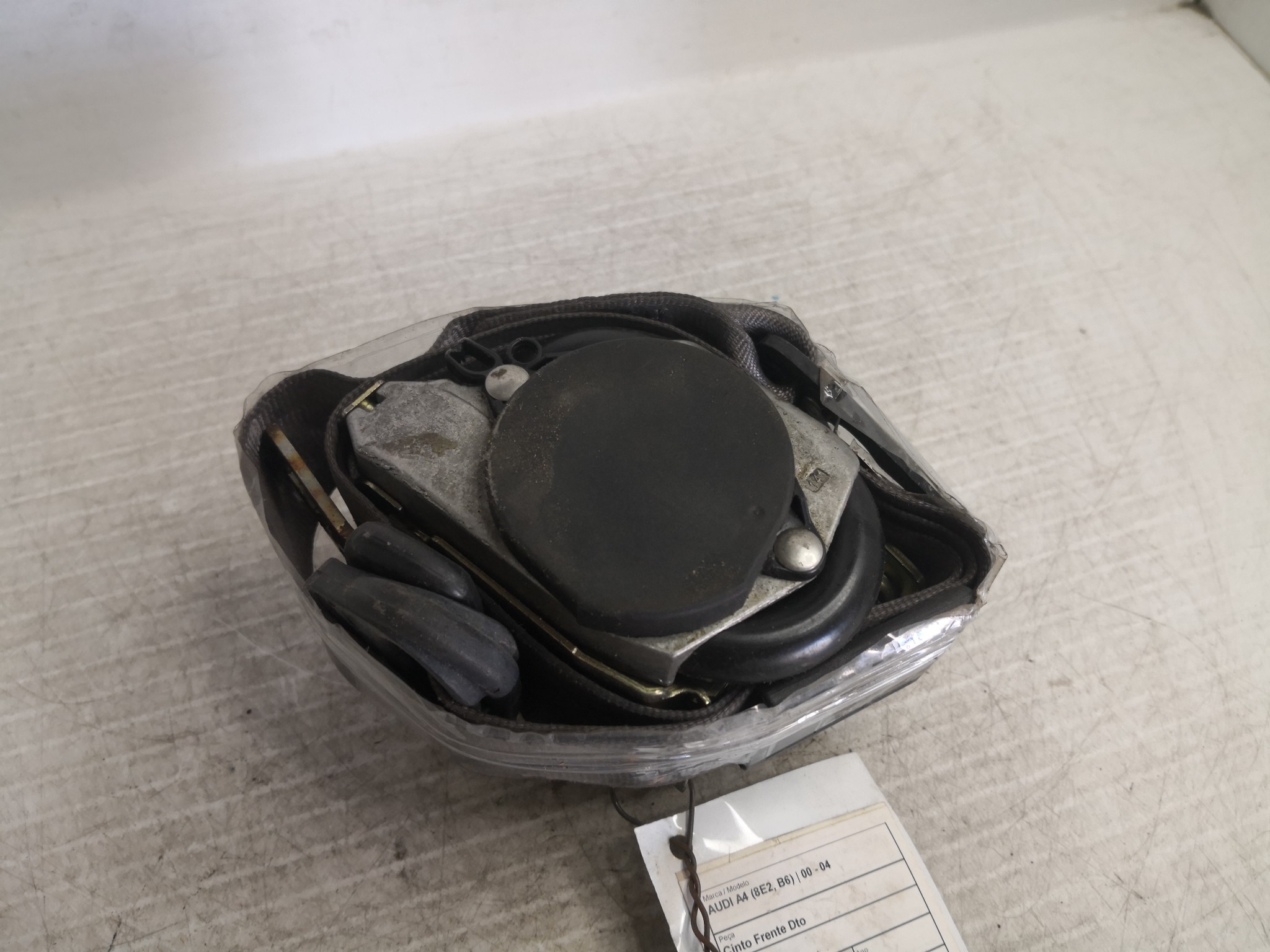 Cinto Frente Dto AUDI - ID S_53720