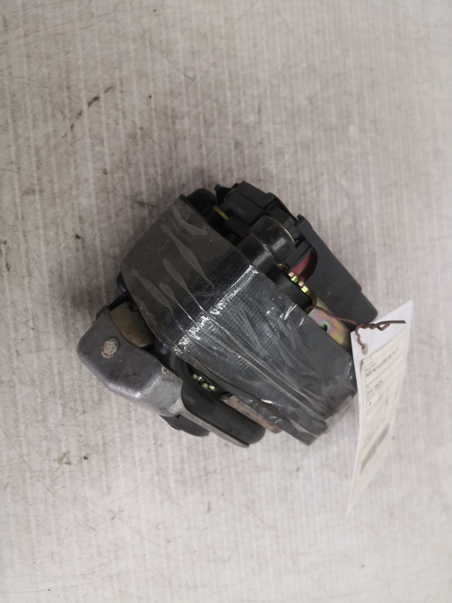 Cinto Trás Dto AUDI A4 Avant (8D5, B5) | 94 - 02 Imagem-1