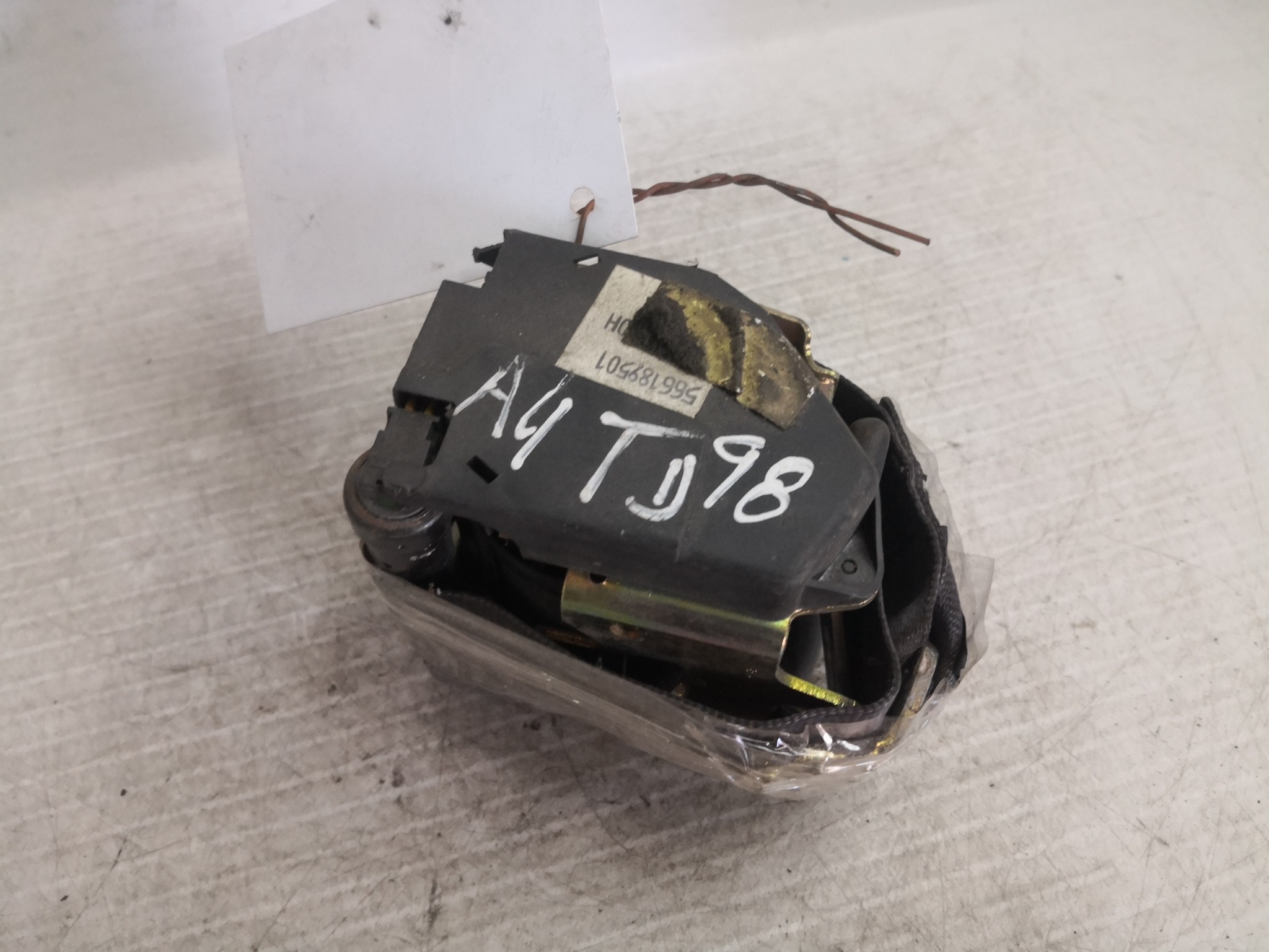 Cinto Trás Dto AUDI A4 (8D2, B5) | 94 - 01 Imagem-2