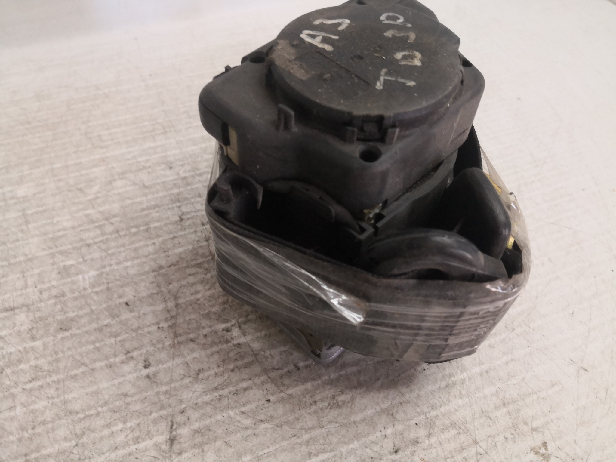 Cinto Trás Dto AUDI A3 (8L1) | 96 - 06 Imagem-3