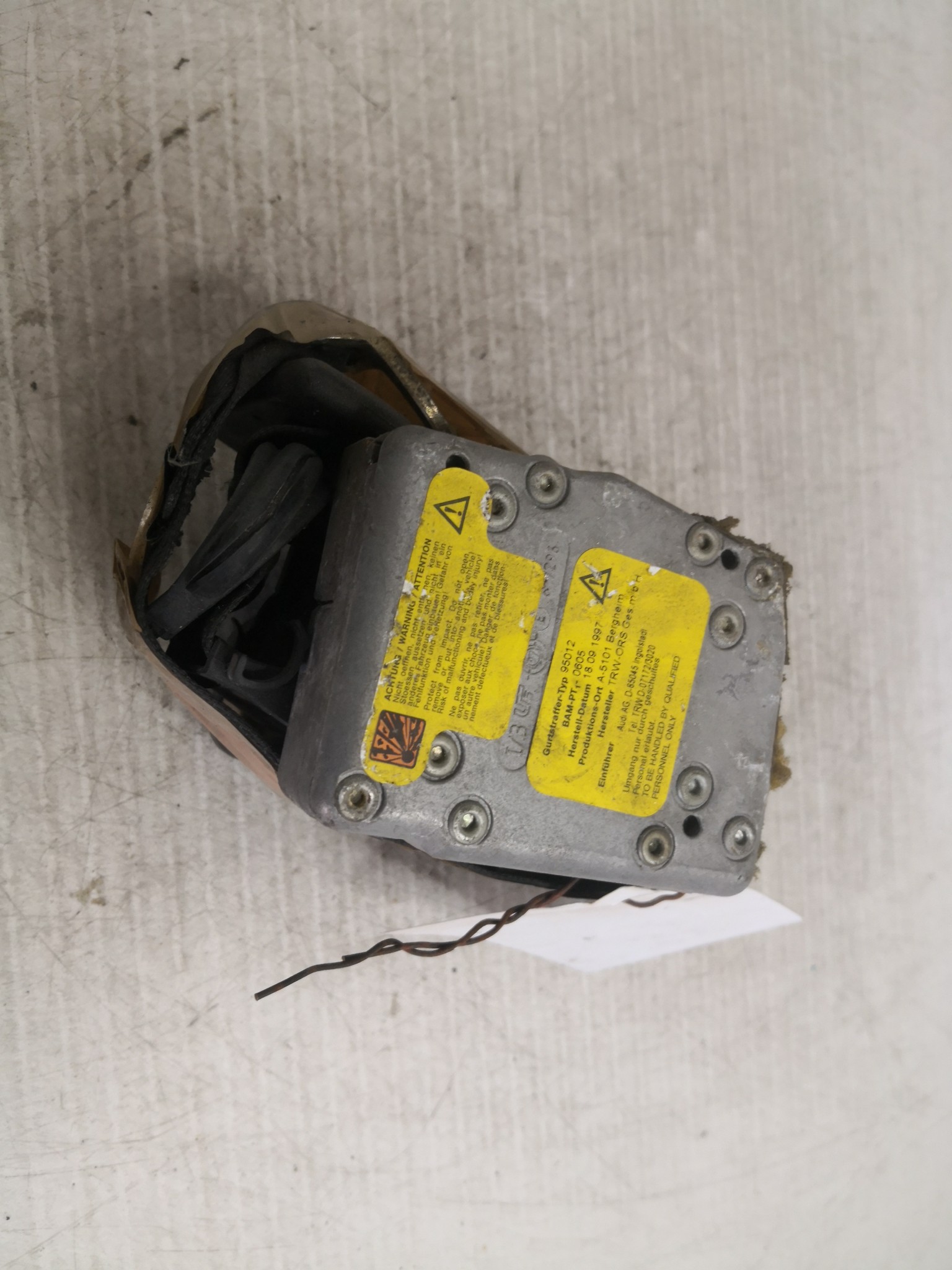 Cinto Trás Dto AUDI A3 (8L1) | 96 - 06 Imagem-1