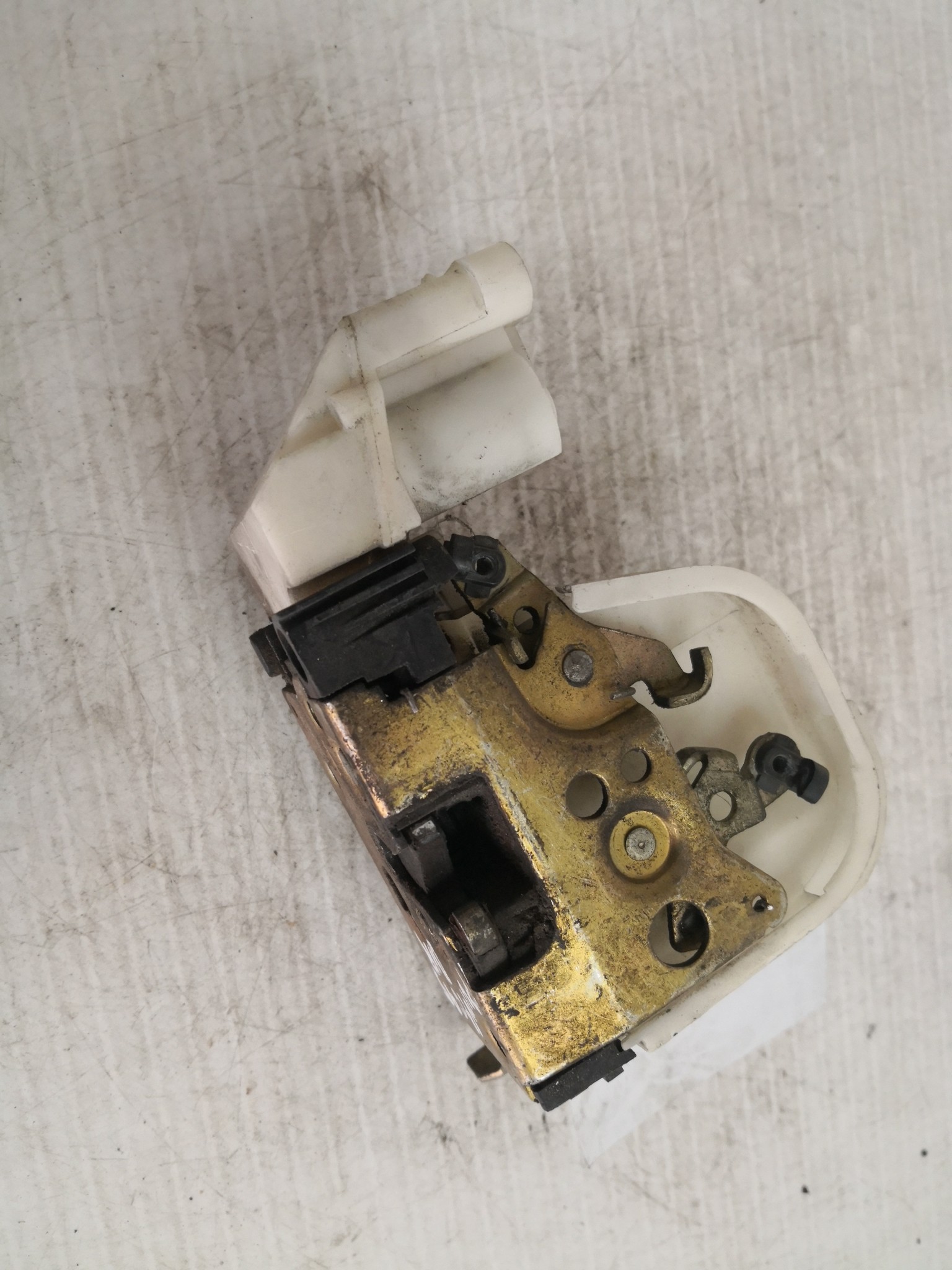 Fecho da Porta Frente Dto FIAT PUNTO (176_) | 93 - 99 Imagem-2