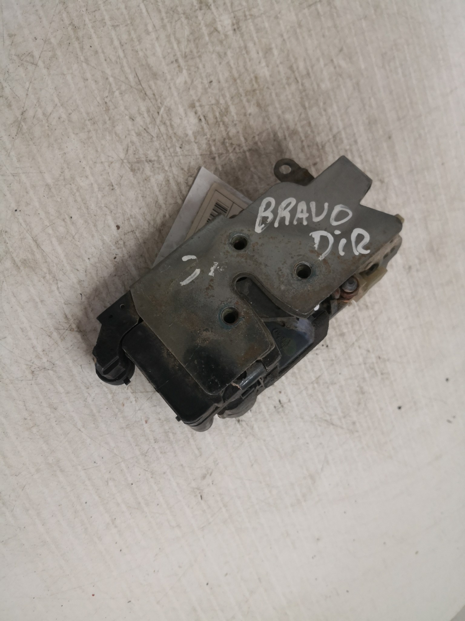 Fecho da Porta Frente Dto FIAT BRAVO I (182_) | 95 - 01 Imagem-5