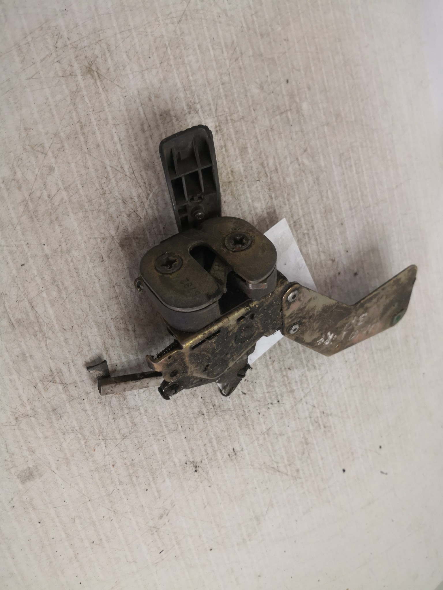 Fecho da Porta Frente Dto FIAT UNO (146_) | 83 - 06 Imagem-1