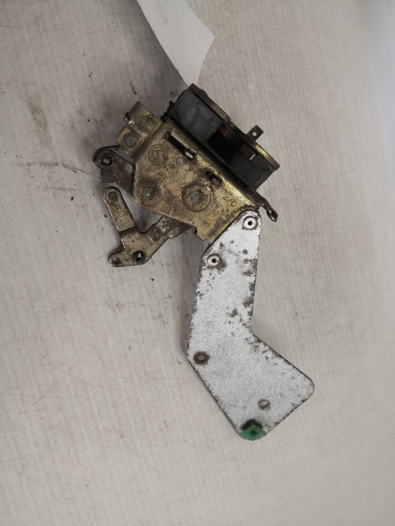 Fecho da Porta Frente Dto FIAT - ID S_32046