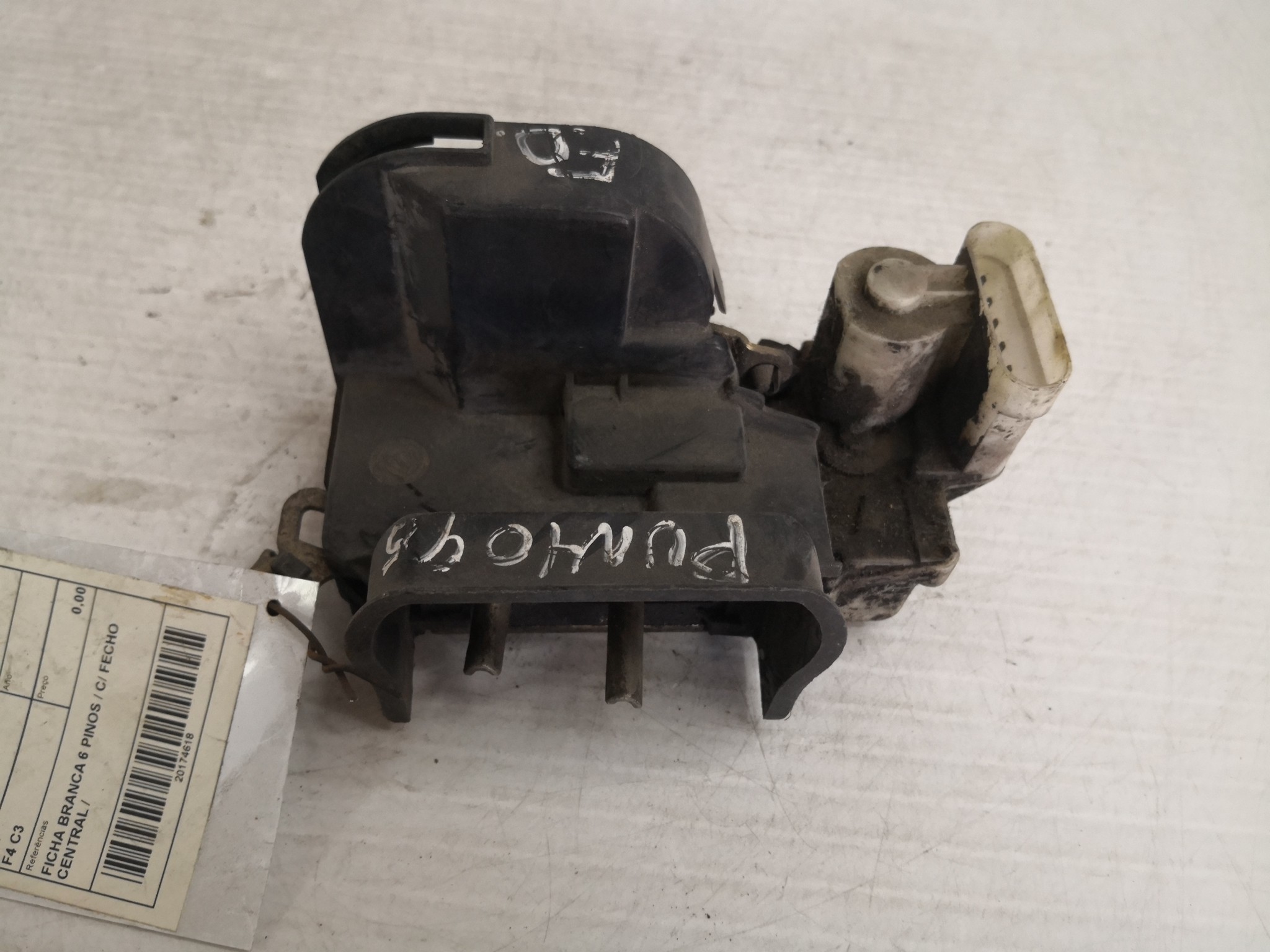 Fecho da Porta Frente Dto FIAT - ID S_34617