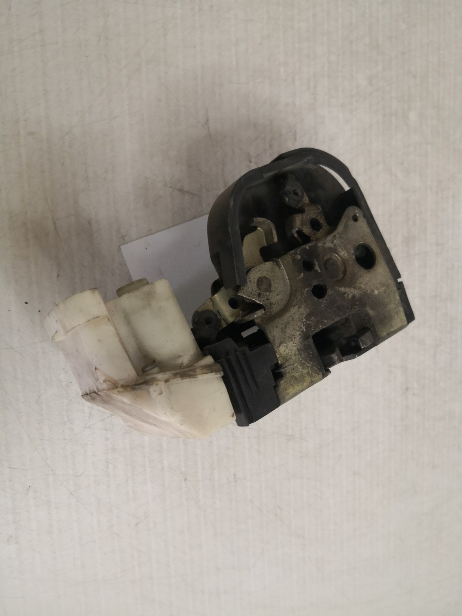 Fecho da Porta Frente Dto FIAT PUNTO (176_) | 93 - 99 Imagem-2