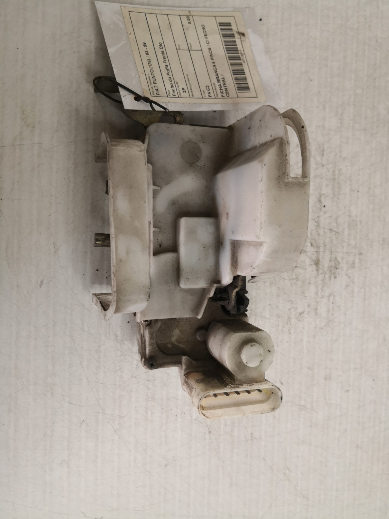 Fecho da Porta Frente Dto FIAT PUNTO (176_) | 93 - 99 Imagem-1