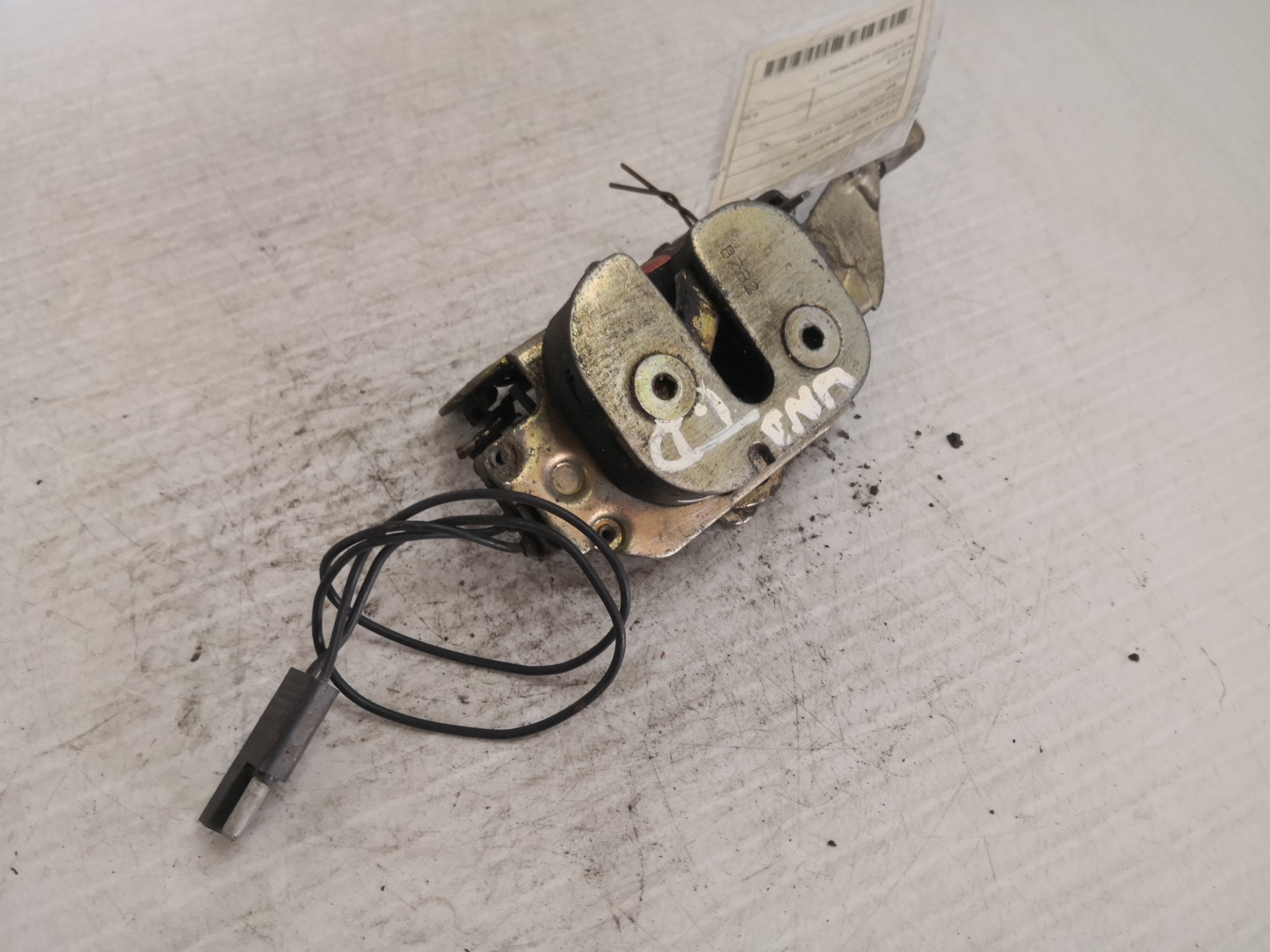 Fecho da Porta Trás Dto FIAT UNO (146_) | 83 - 06 Imagem-2