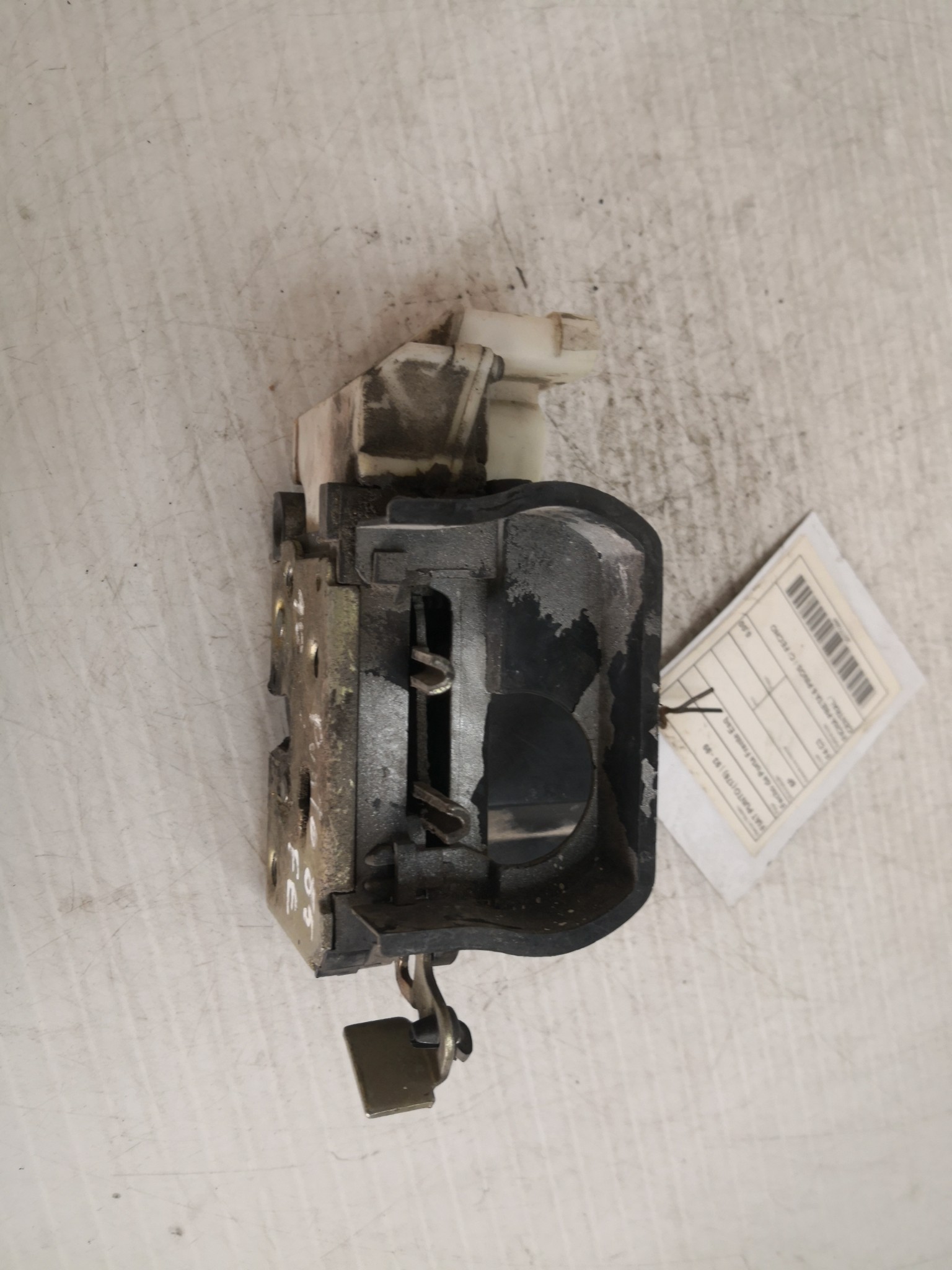 Fecho da Porta Frente Esq FIAT PUNTO (176_) | 93 - 99 Imagem-1