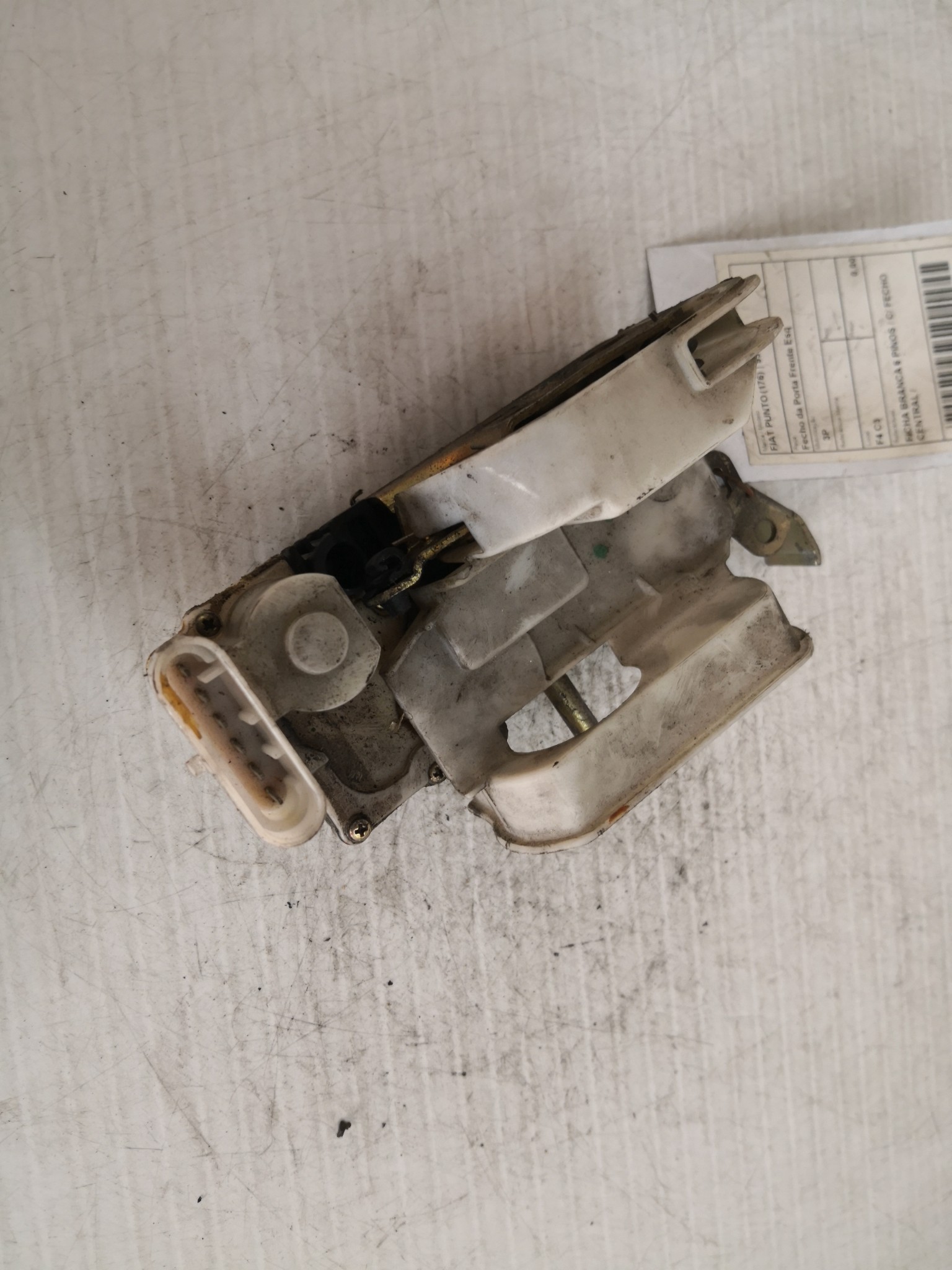 Fecho da Porta Frente Esq FIAT PUNTO (176_) | 93 - 99 Imagem-1